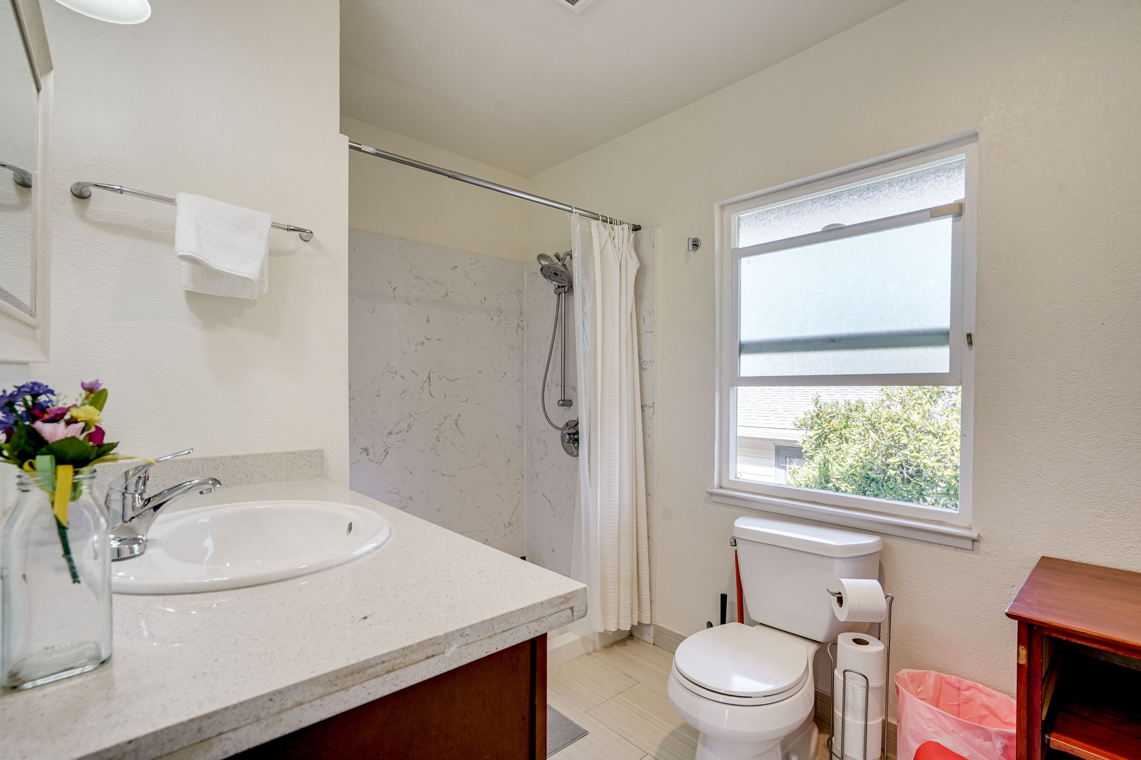 En-Suite Bathroom | 2nd Floor