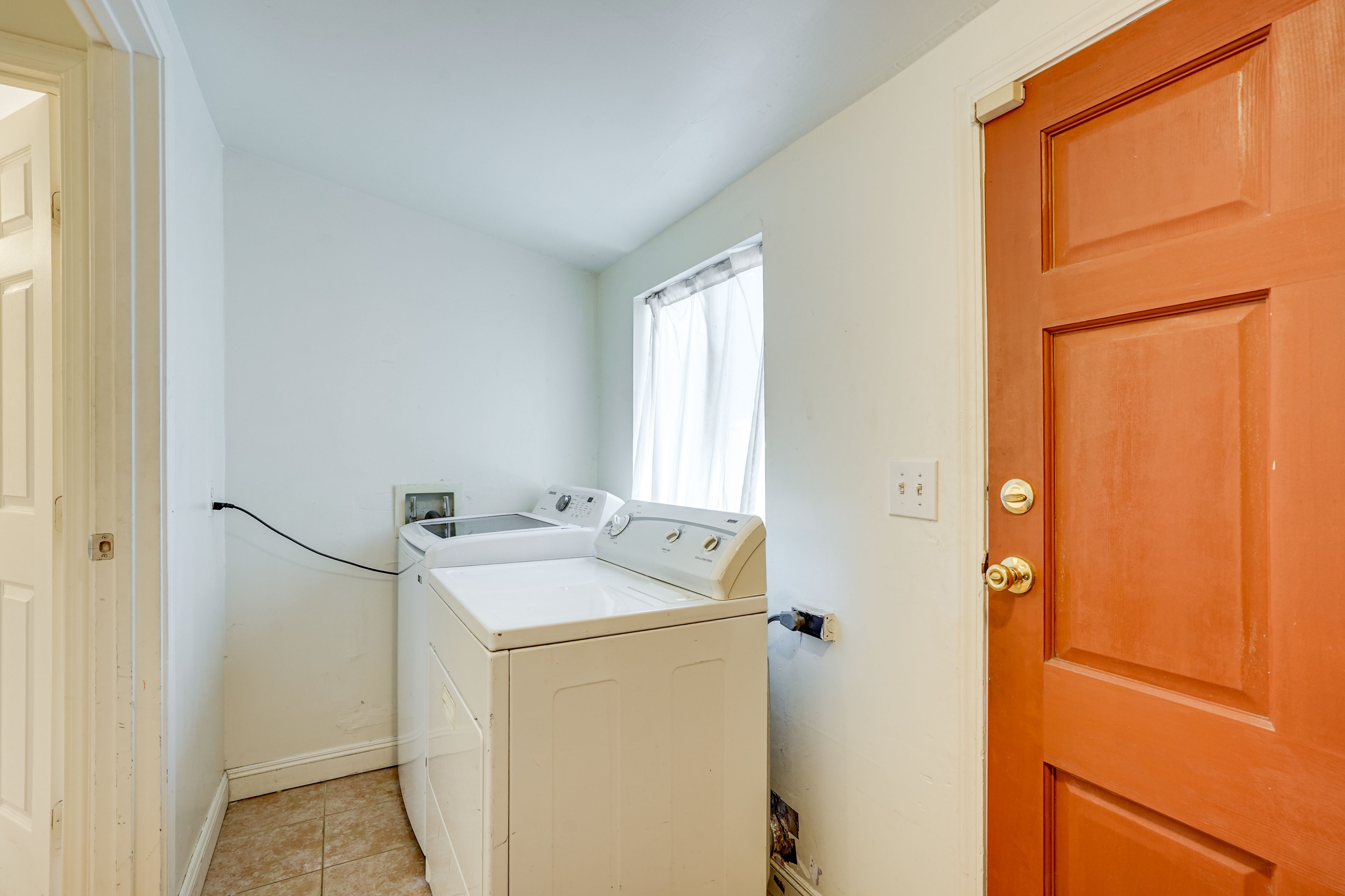 Laundry Room | 1st Floor