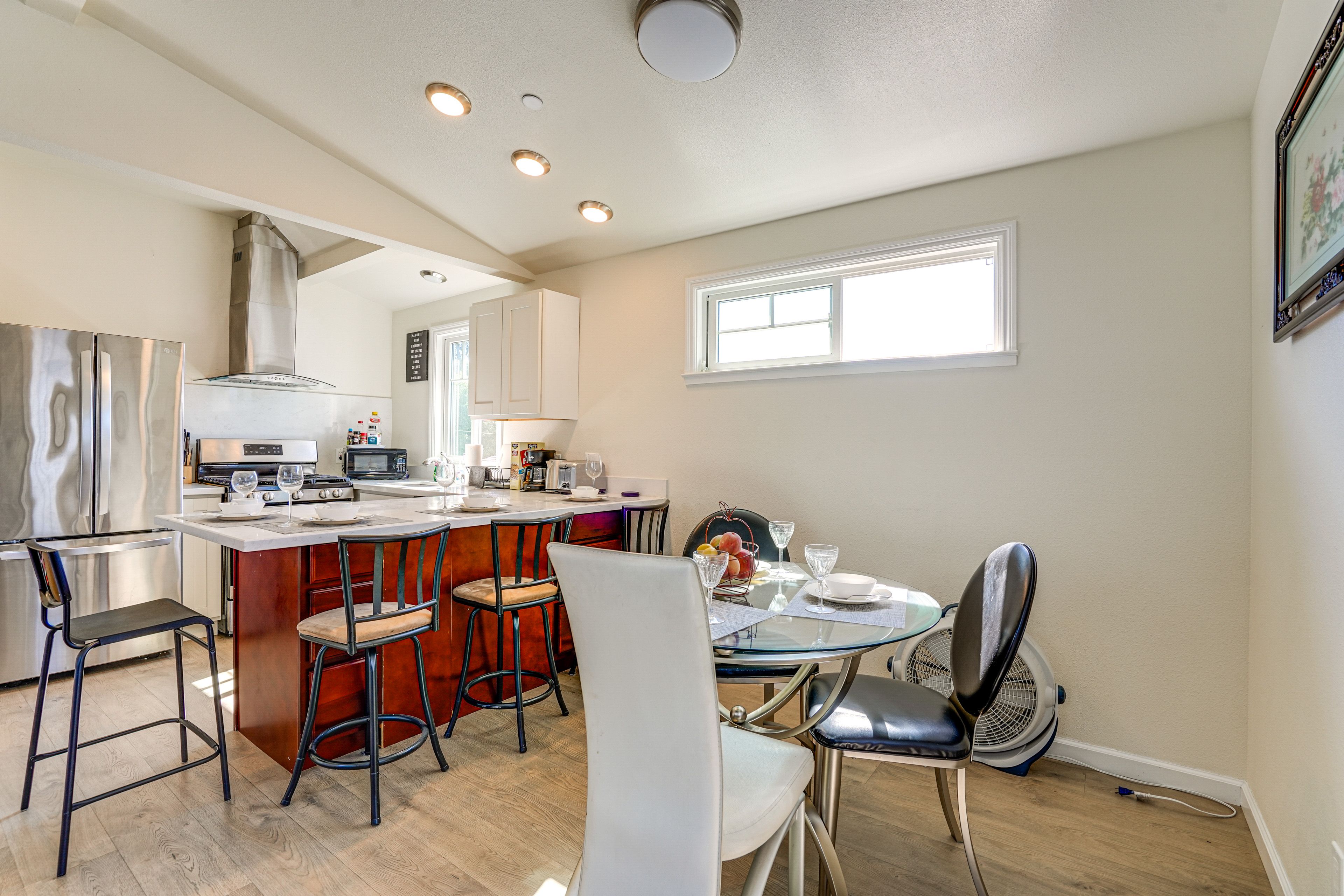 Dining Area | Kitchen | Cooking Basics