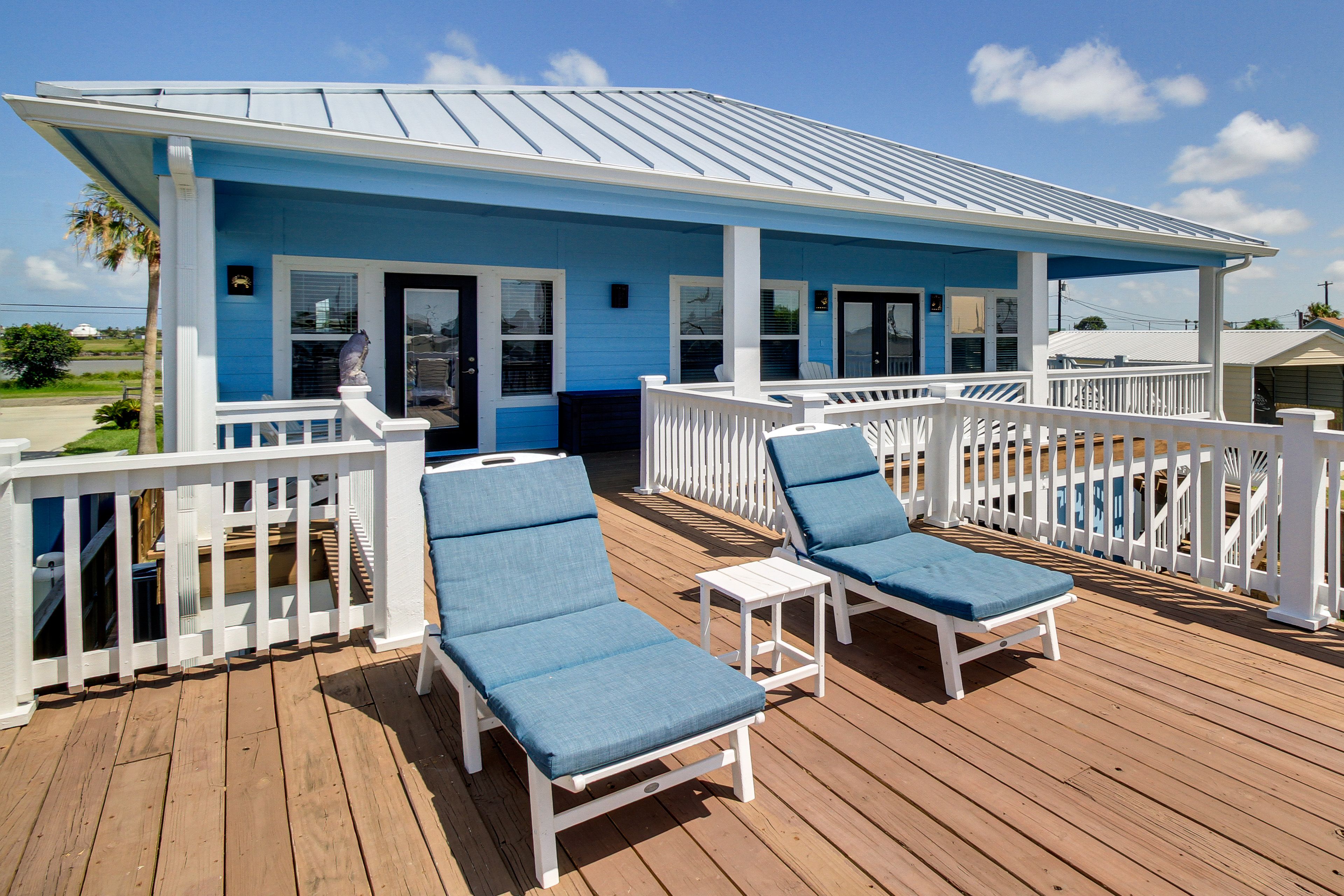Rockport Vacation Rental | 3BR | 3BA | 1,522 Sq Ft | Stairs Required