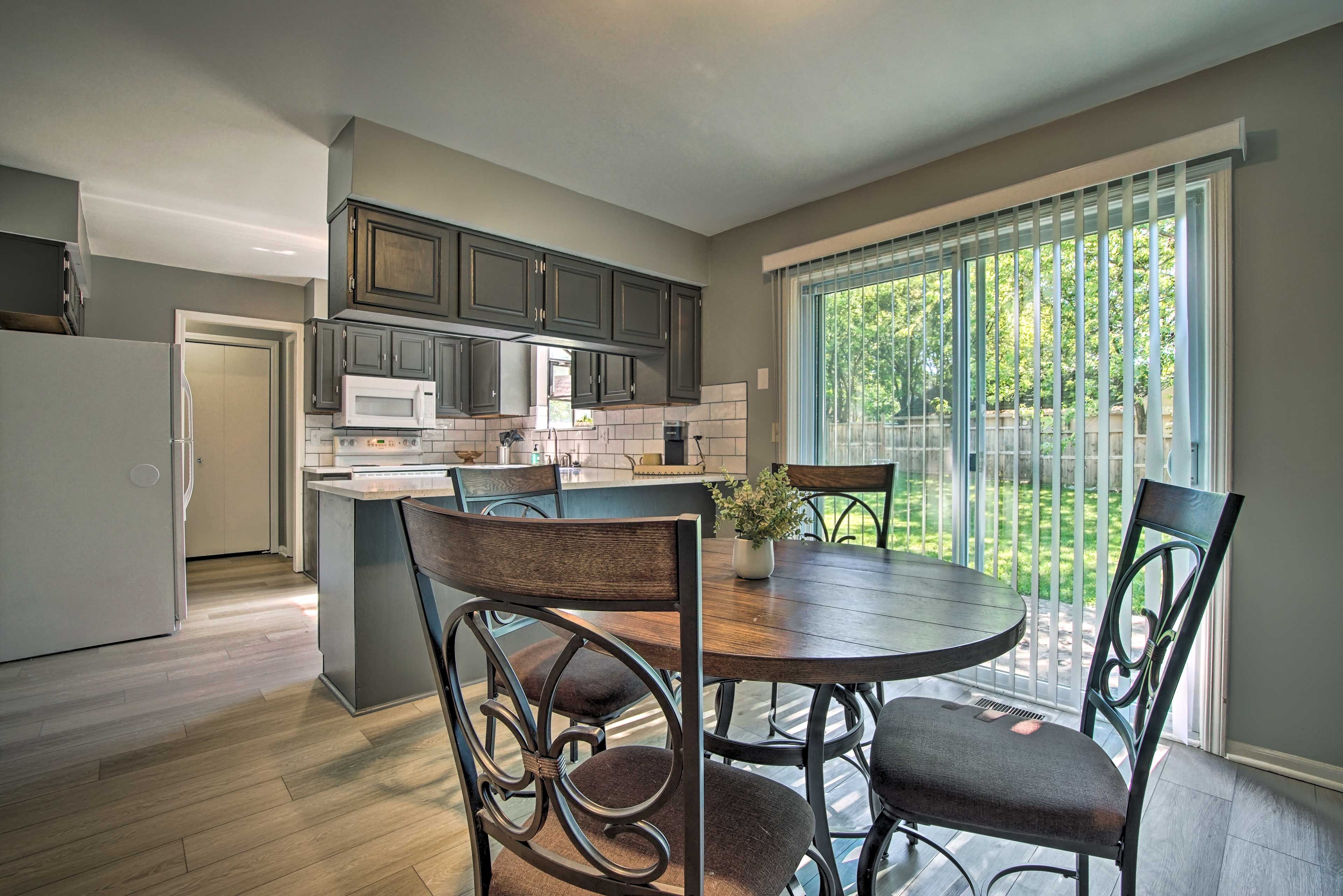 Dining Area | Fully Equipped Kitchen