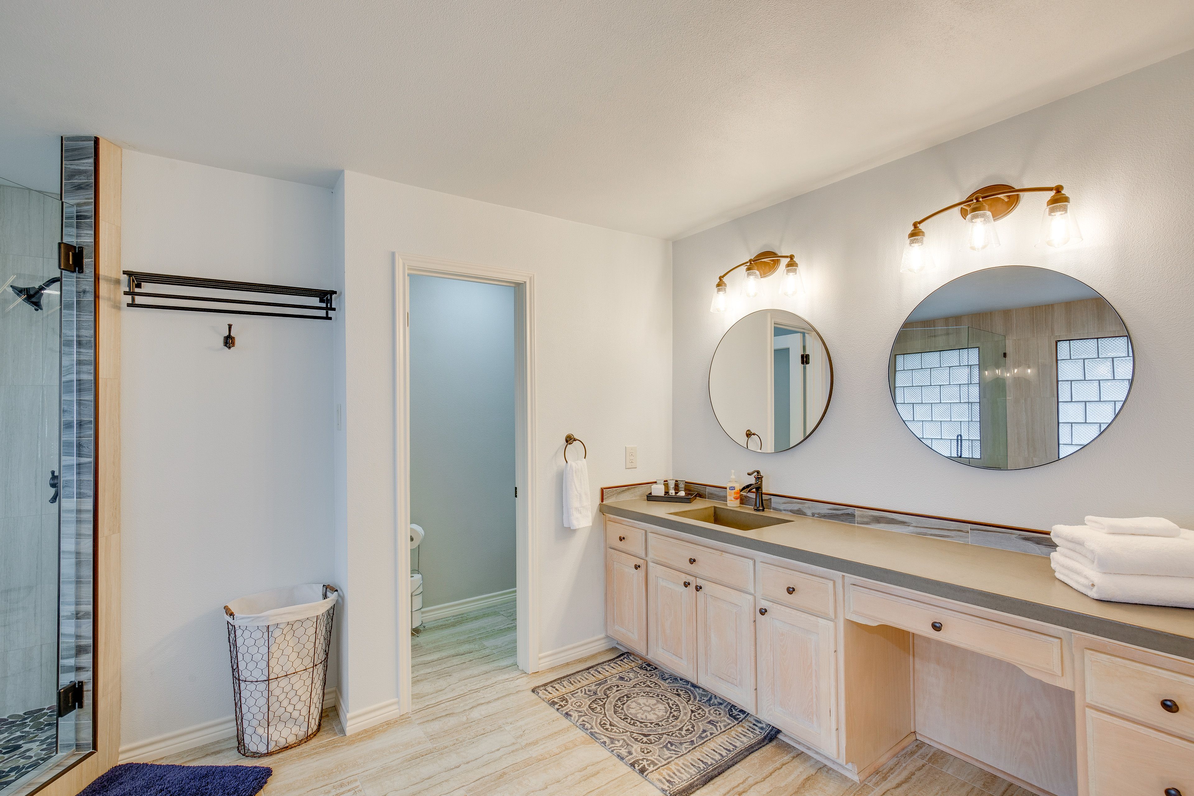 En-Suite Bathroom | Complimentary Toiletries