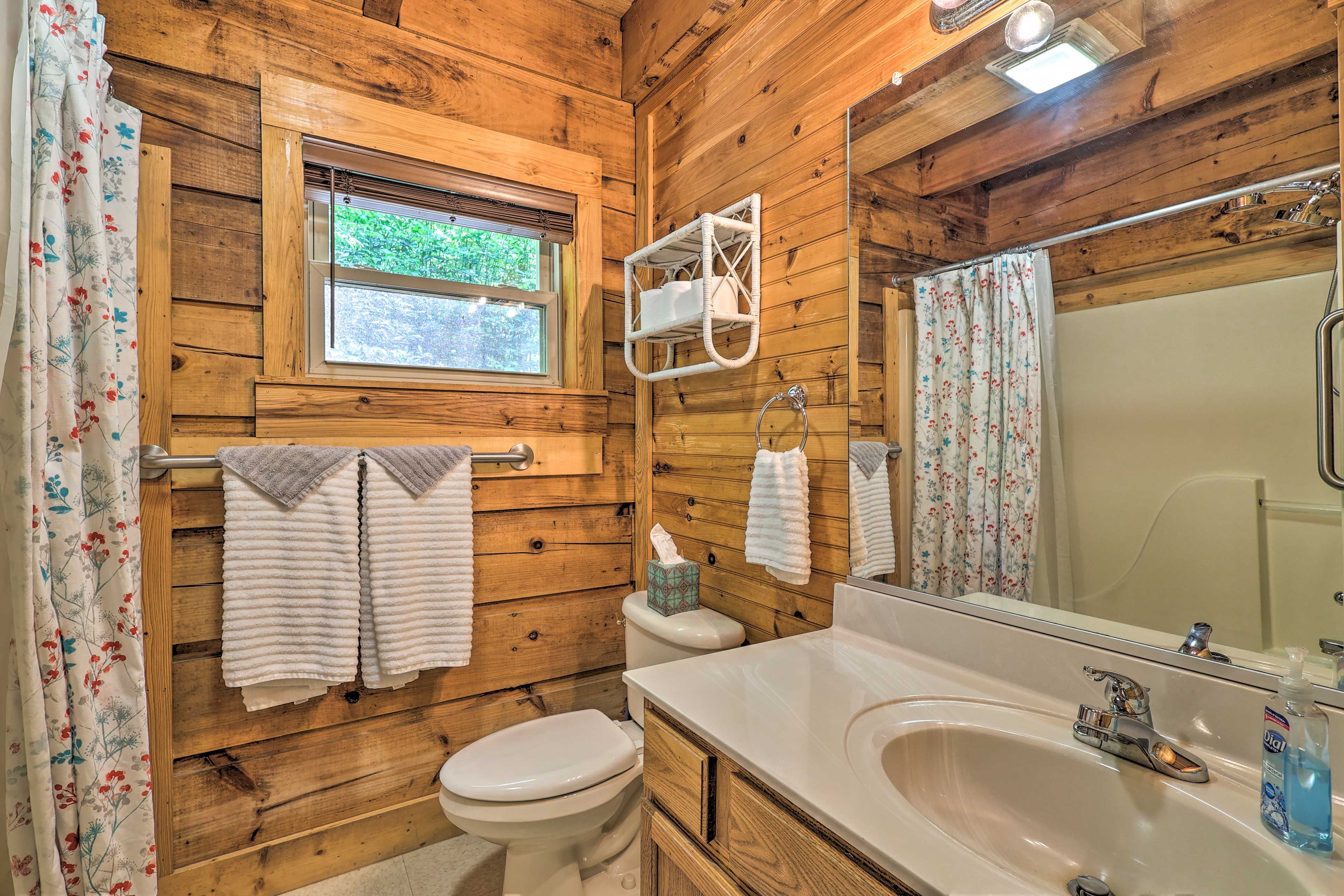 Full Bathroom