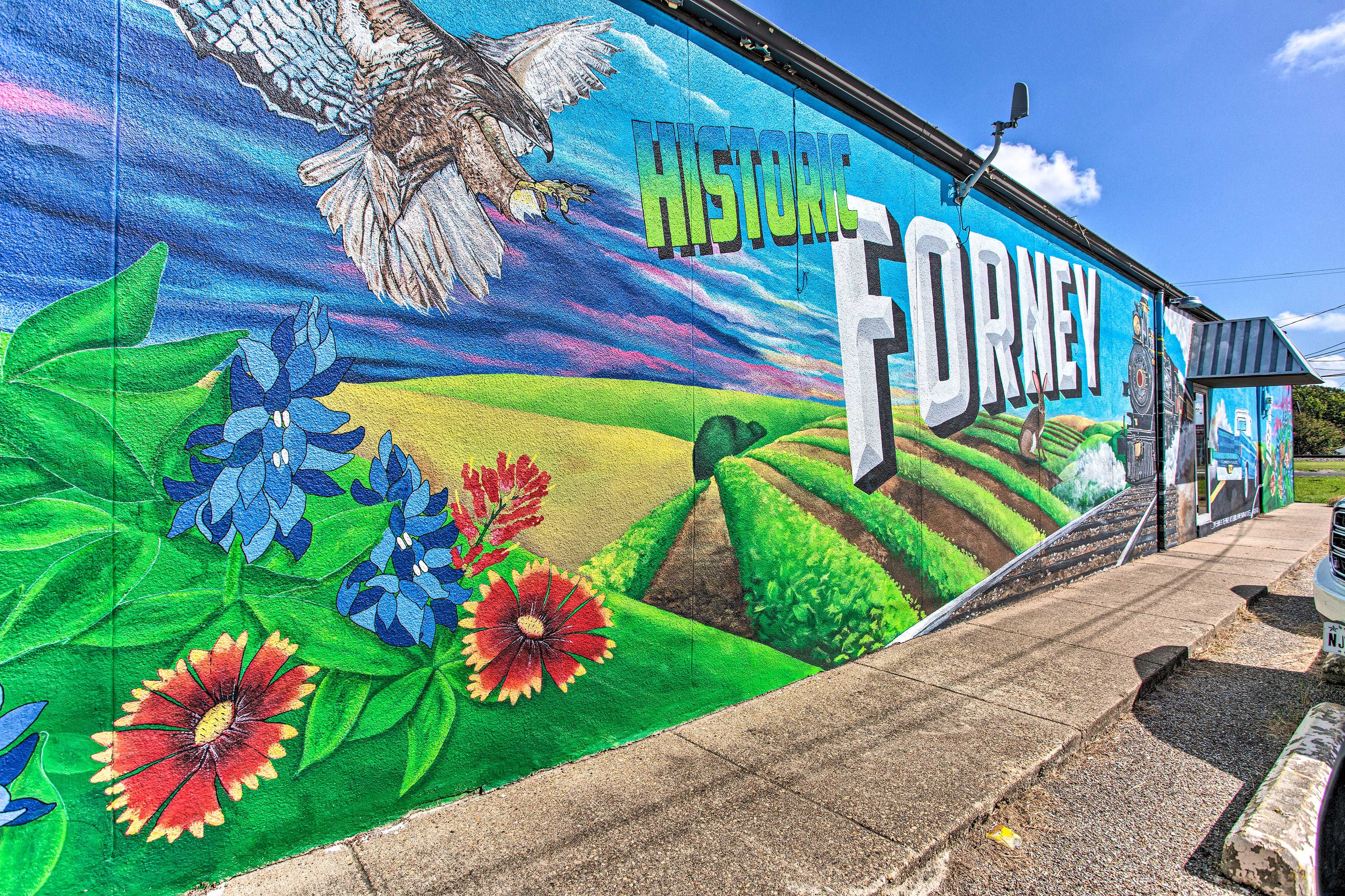 Downtown Forney (0.5 Miles)