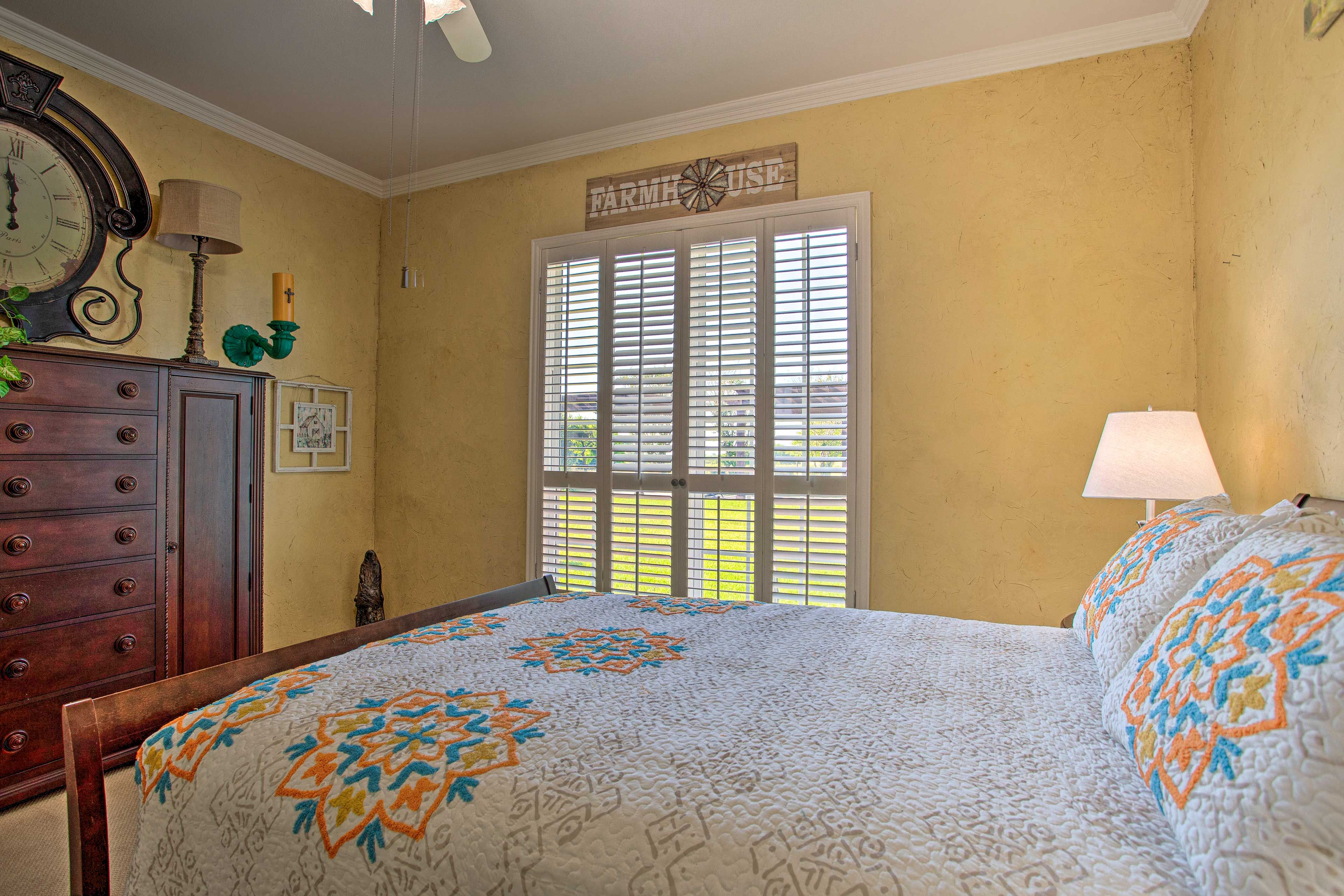 Bedroom 2 | 1st Floor