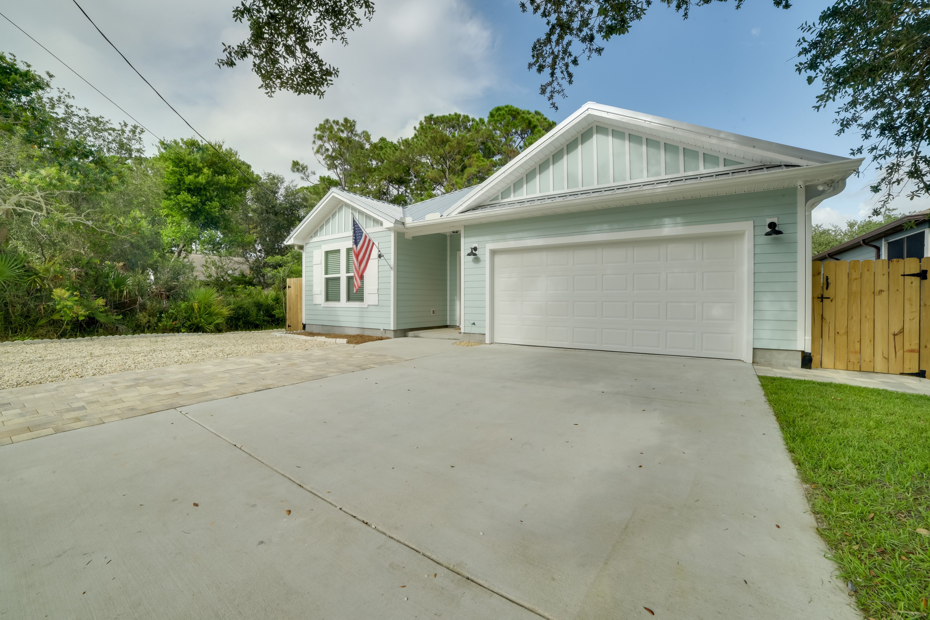 Parking | Driveway (2 Vehicles)