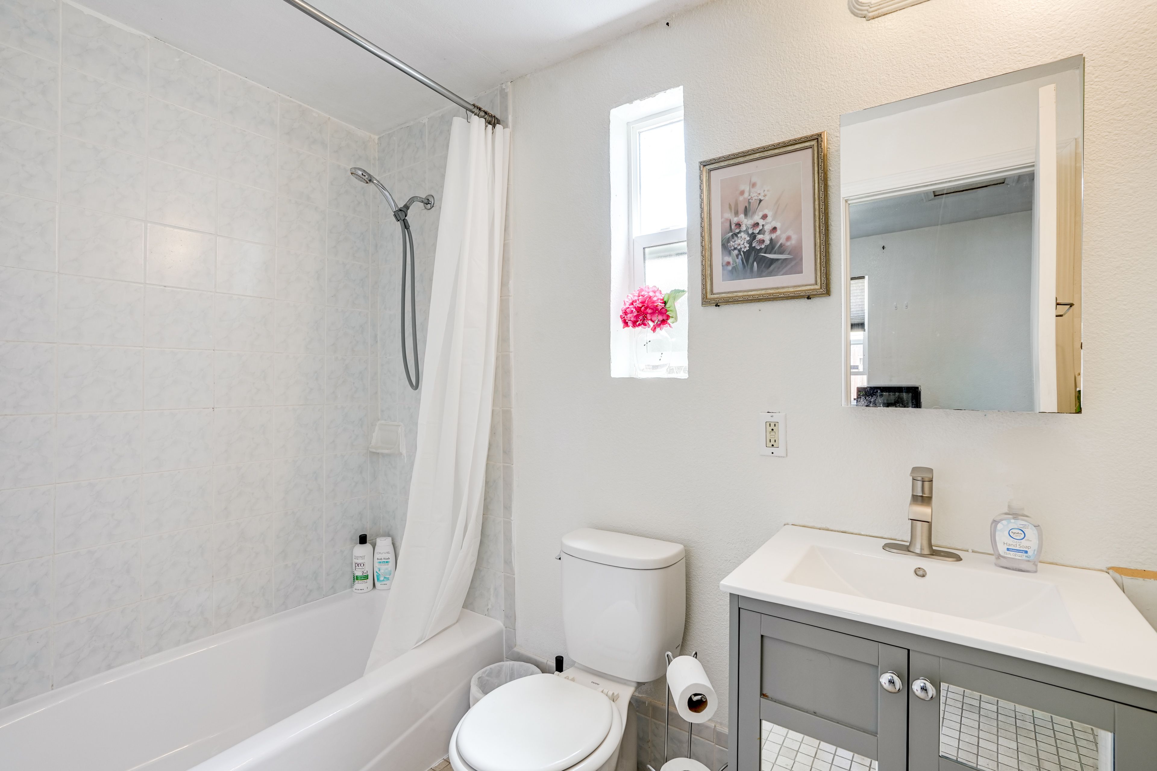 Bathroom | Towels Provided