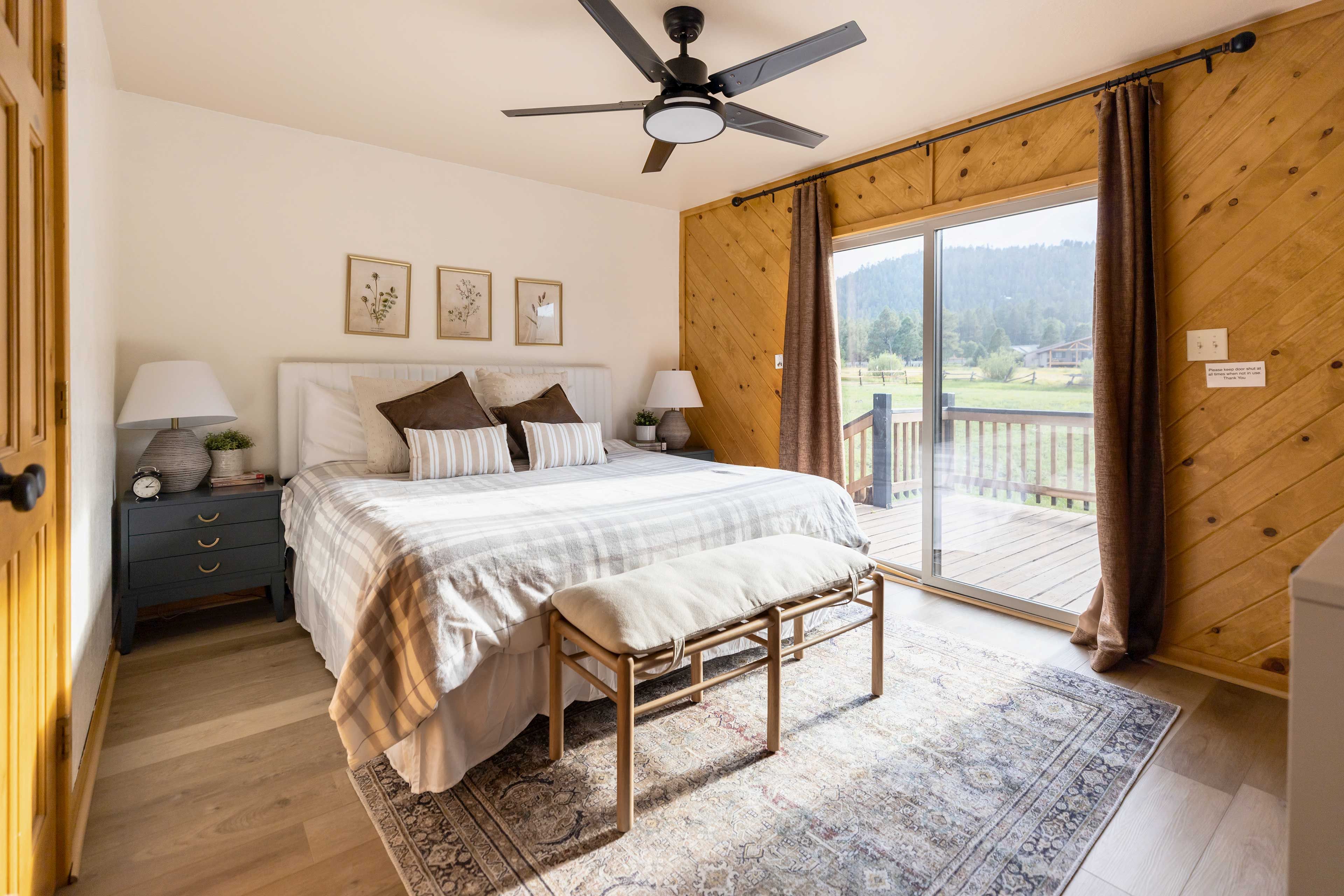 Bedroom 2 | King Bed