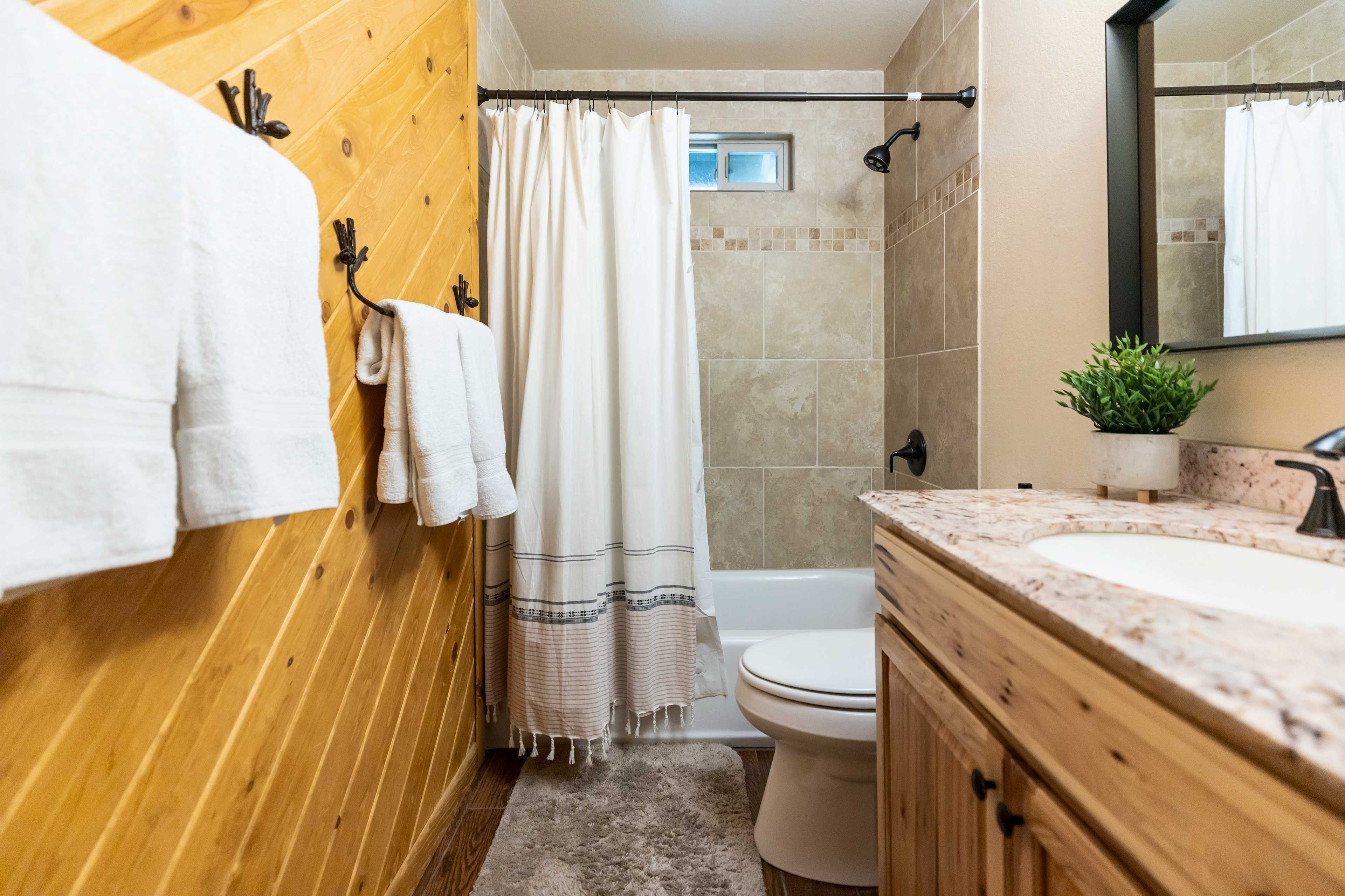 Full Bathroom