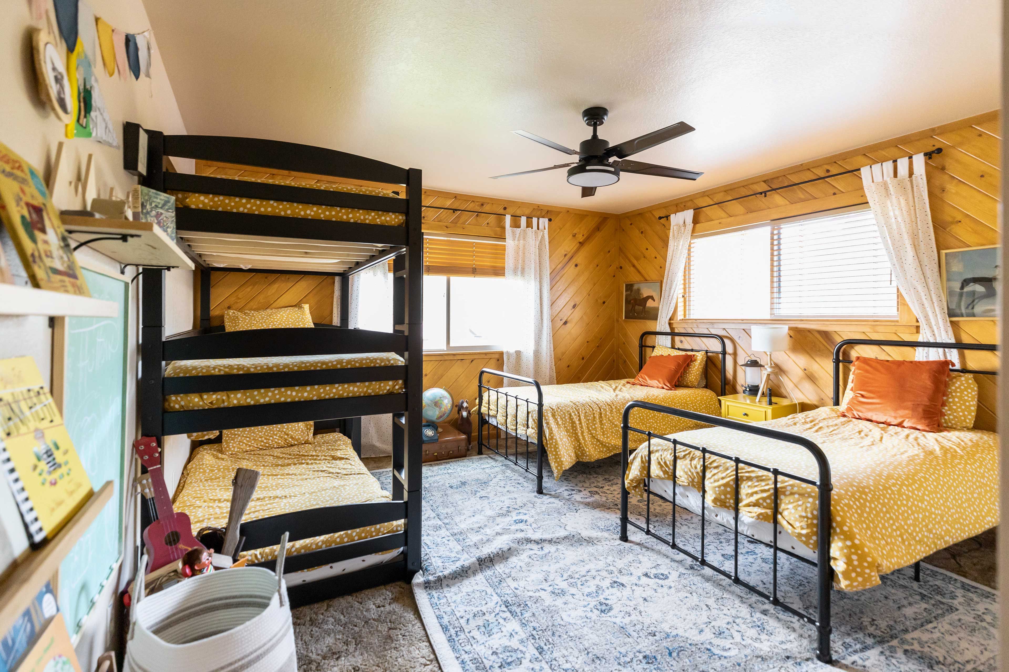 Bedroom 3 | Triple Twin Bunk Bed, 2 Twin Beds
