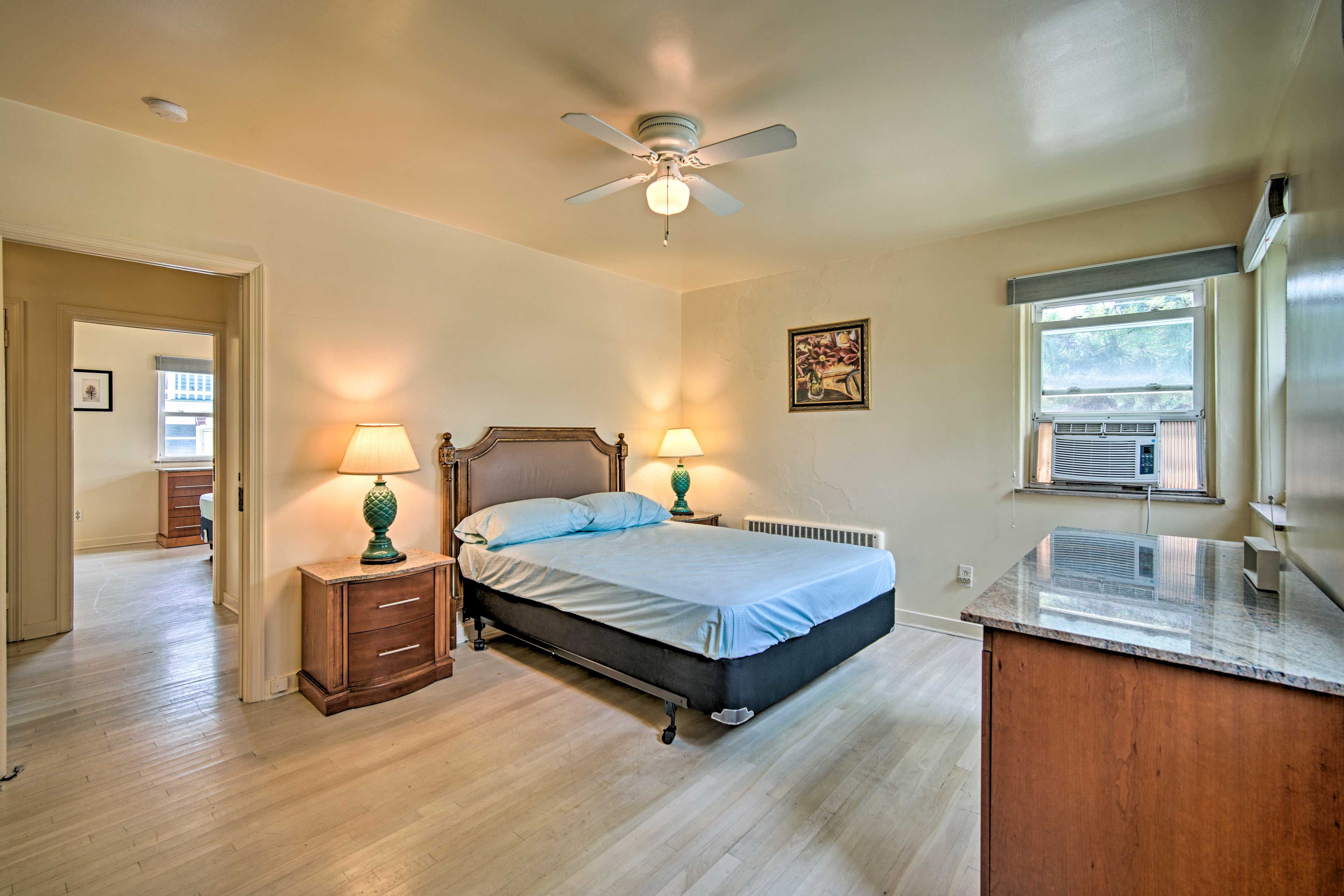 Bedroom 1 | Queen Bed | Linens Provided