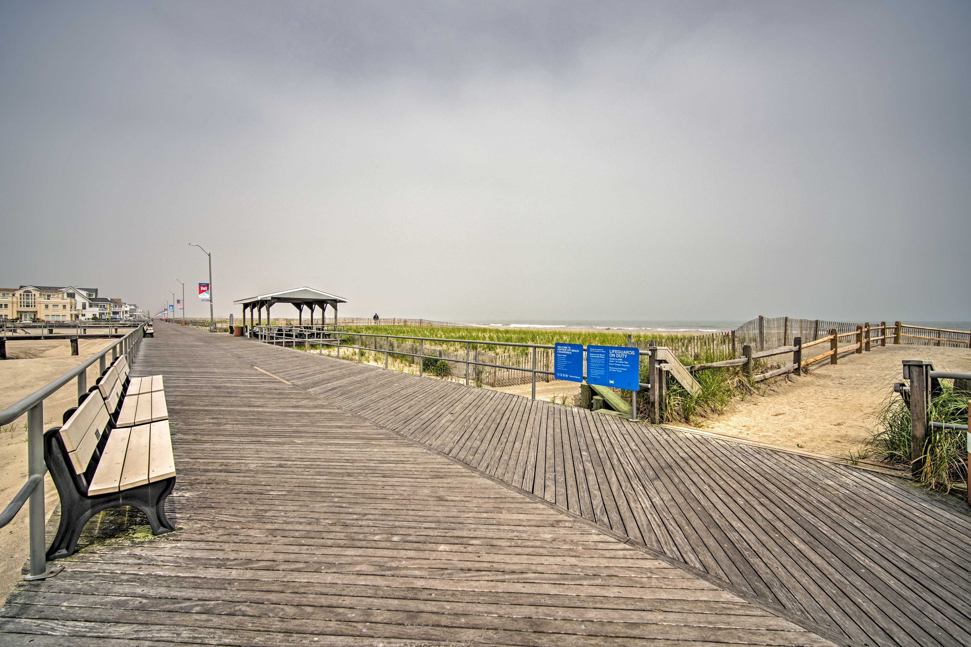 Walk to Beach & Boardwalk