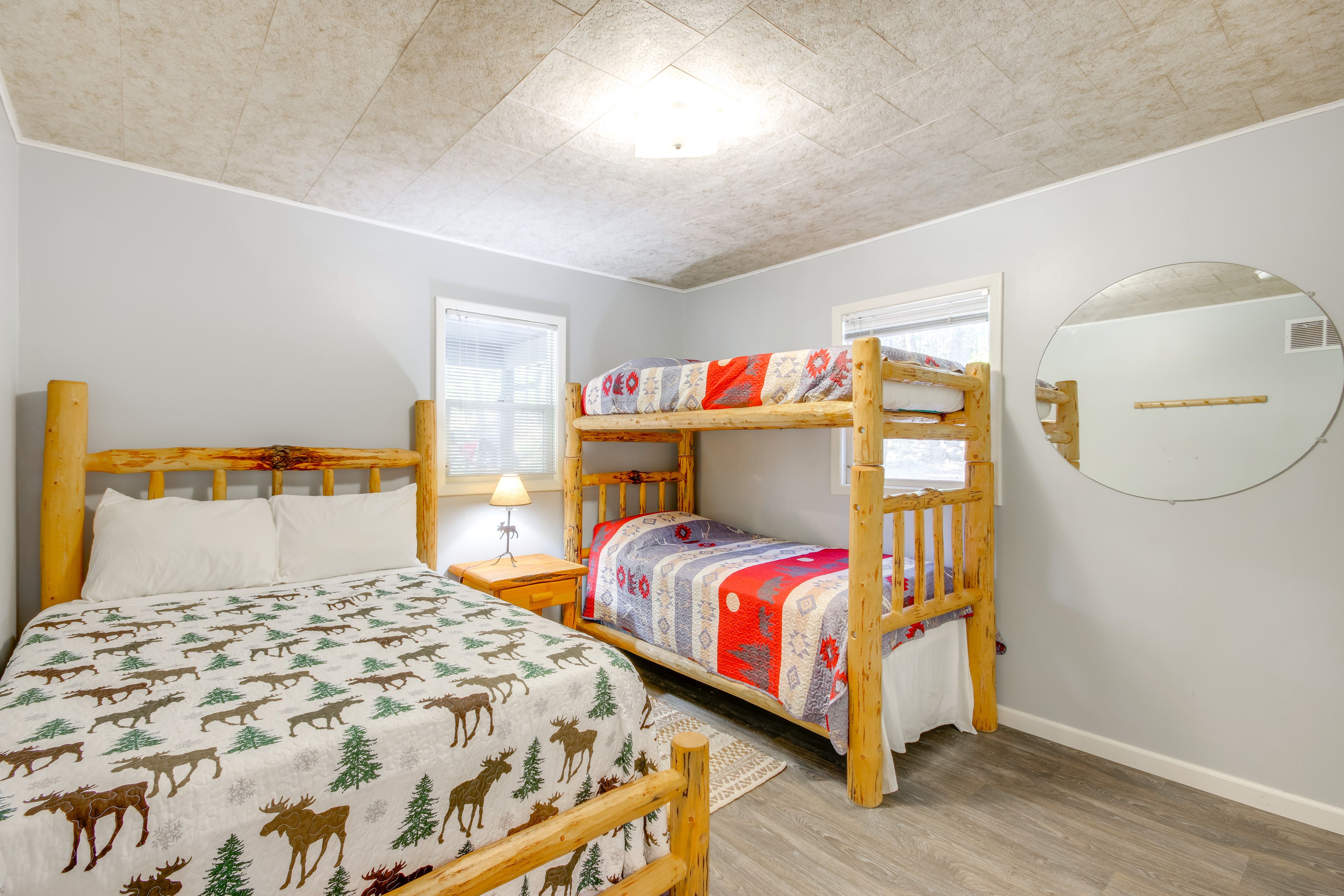 Bedroom 3 | Twin Bunk Bed | Full Bed