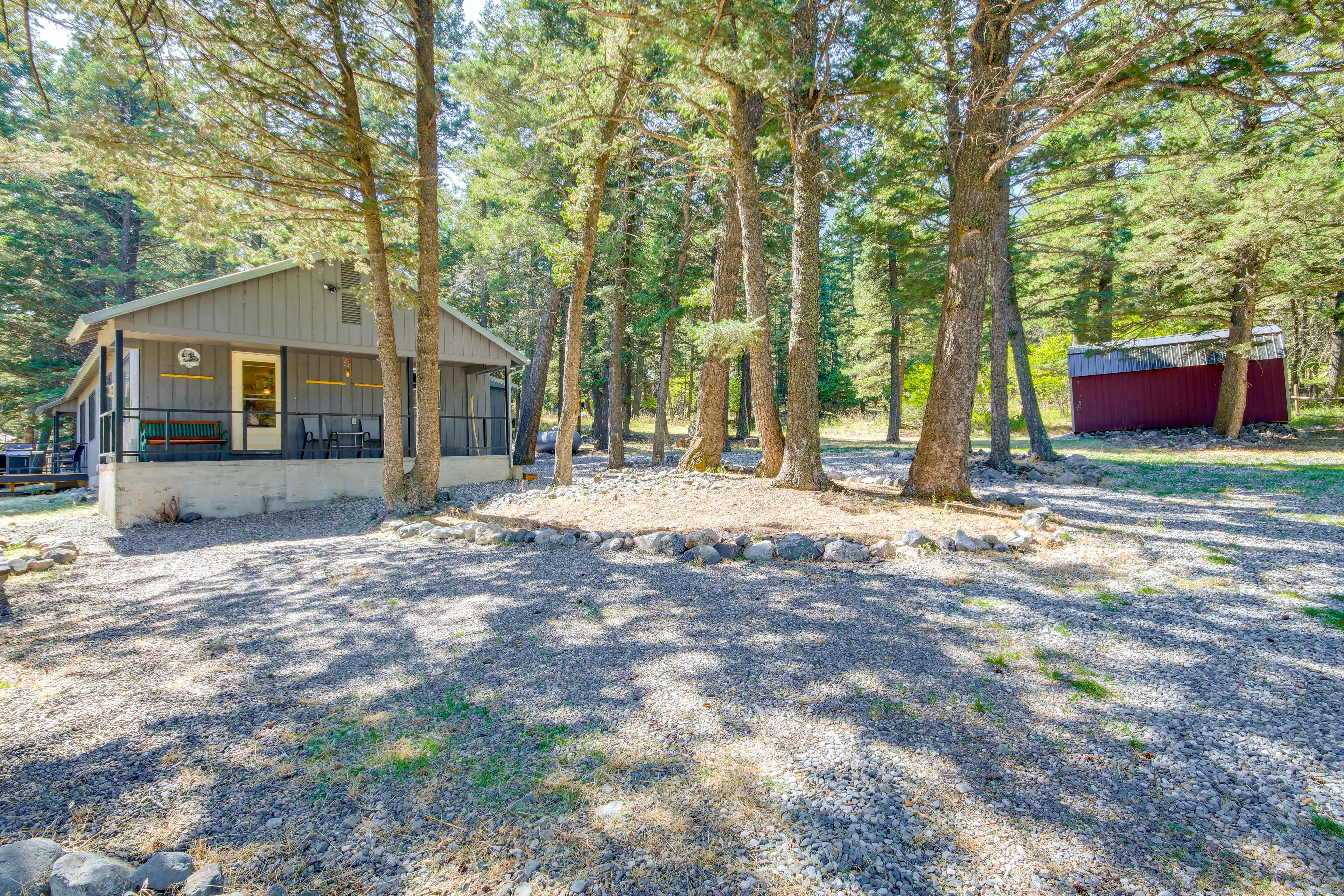 Parking | Driveway (4 Vehicles) | RV/Trailer Parking Available