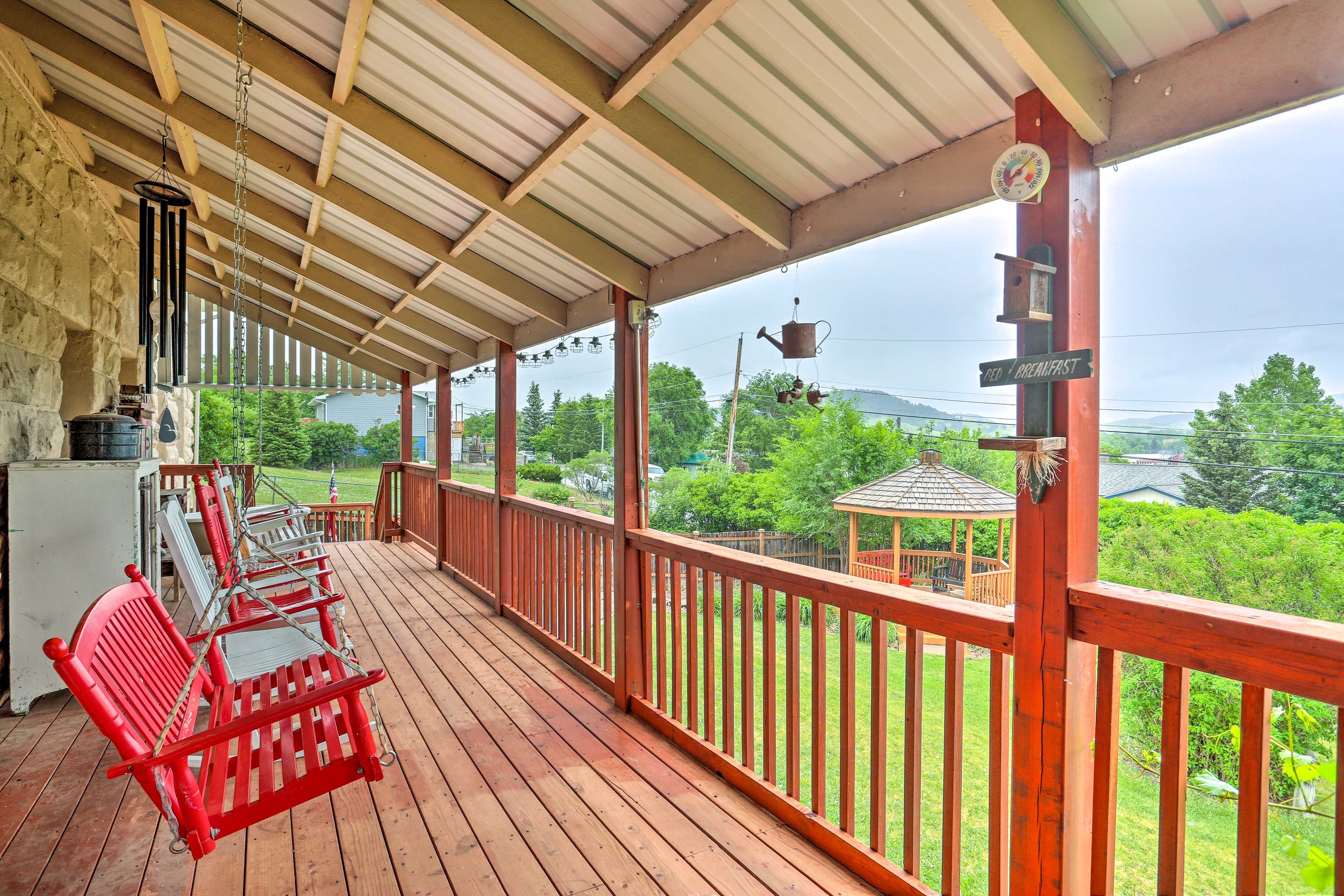 Sturgis Vacation Rental | 4BR | 4BA | 3 Stories | 4,200 Sq Ft