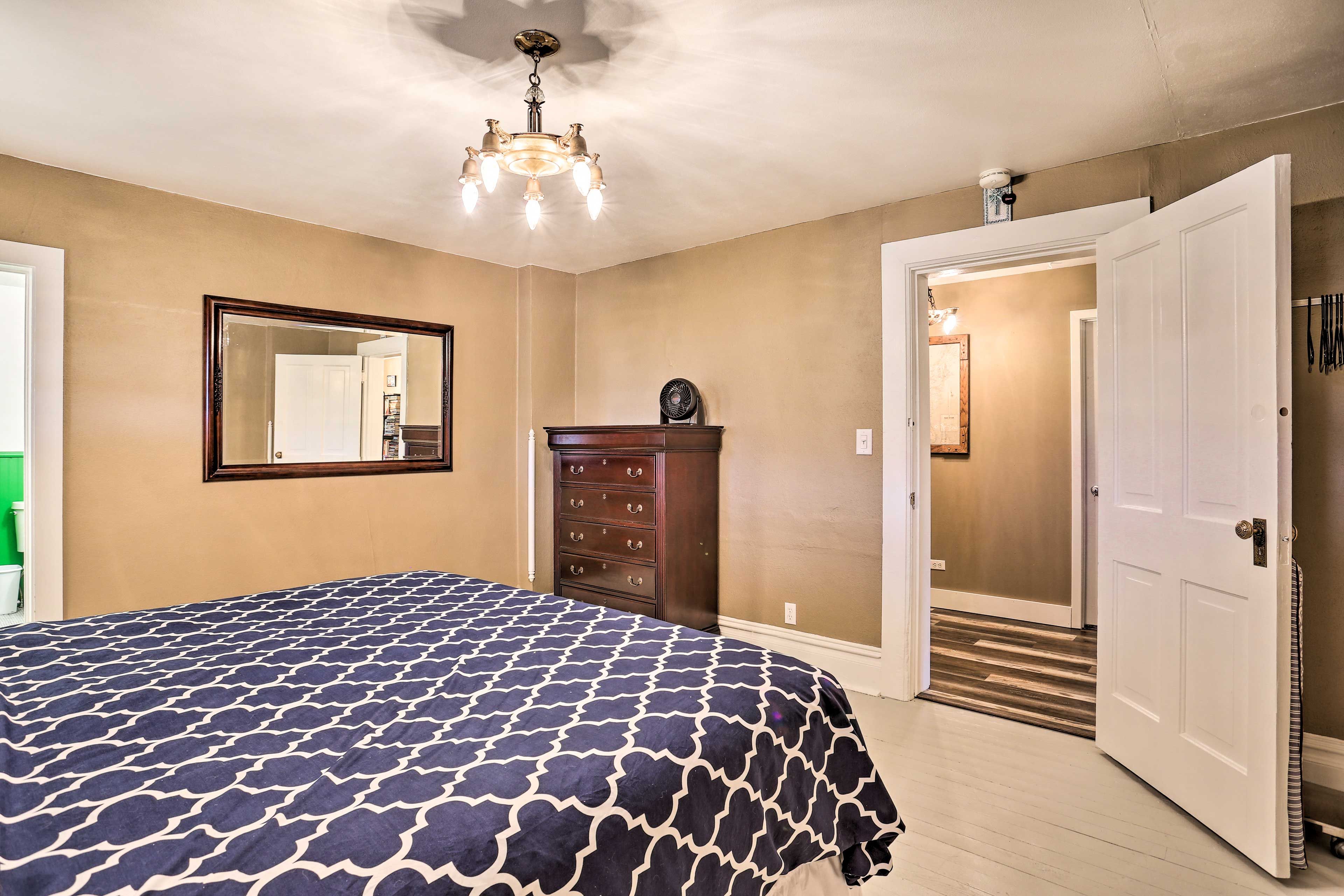 Bedroom 1 | En-Suite Bathroom