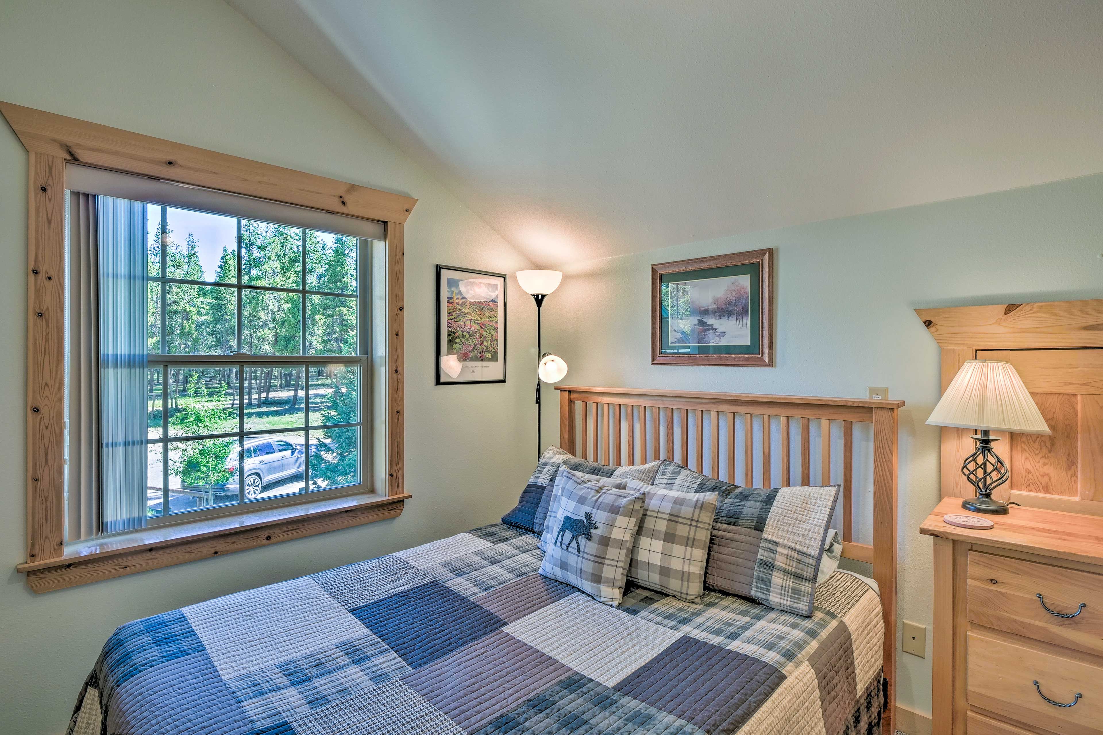 Bedroom 2 | Second Floor
