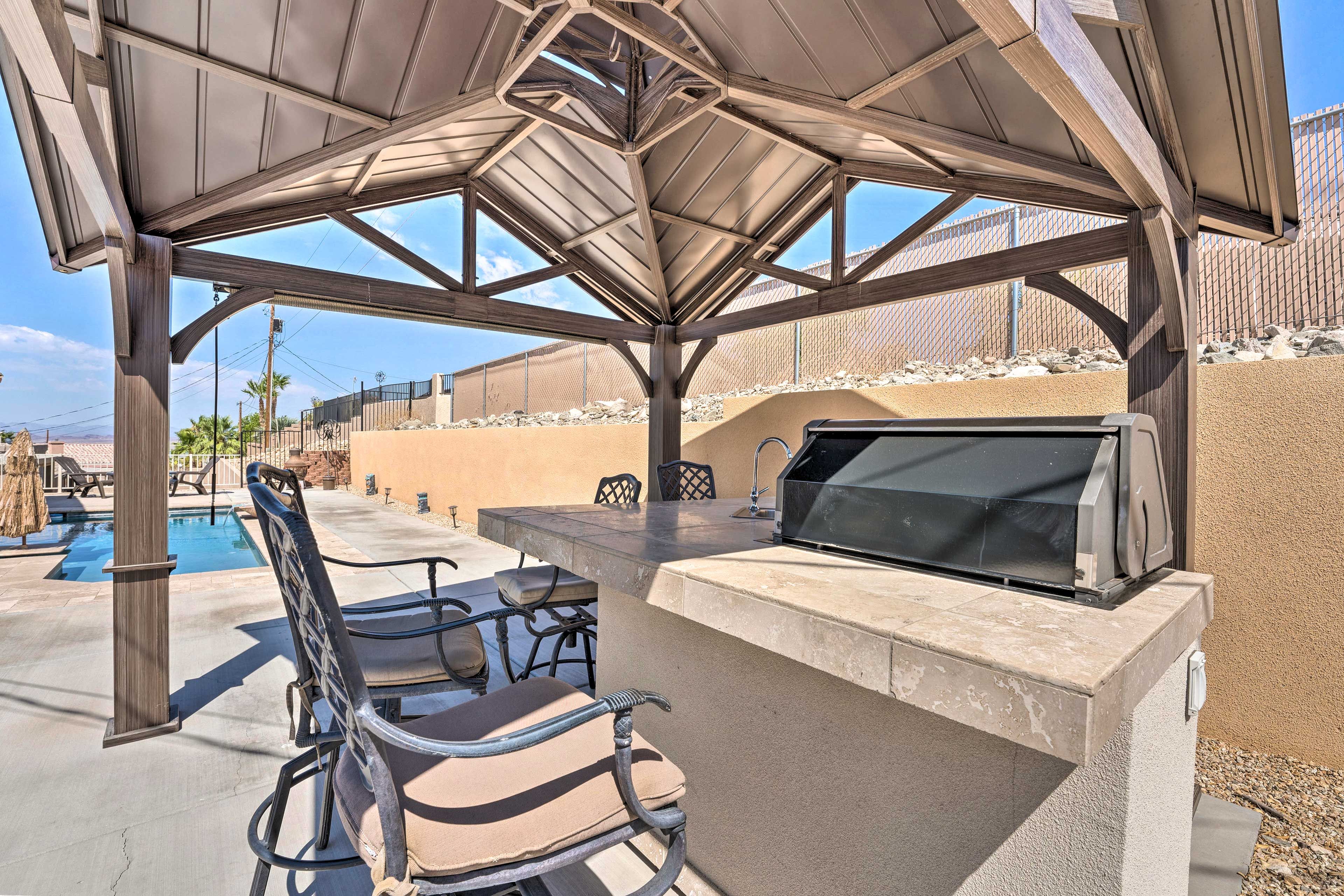 Private Enclosed Backyard