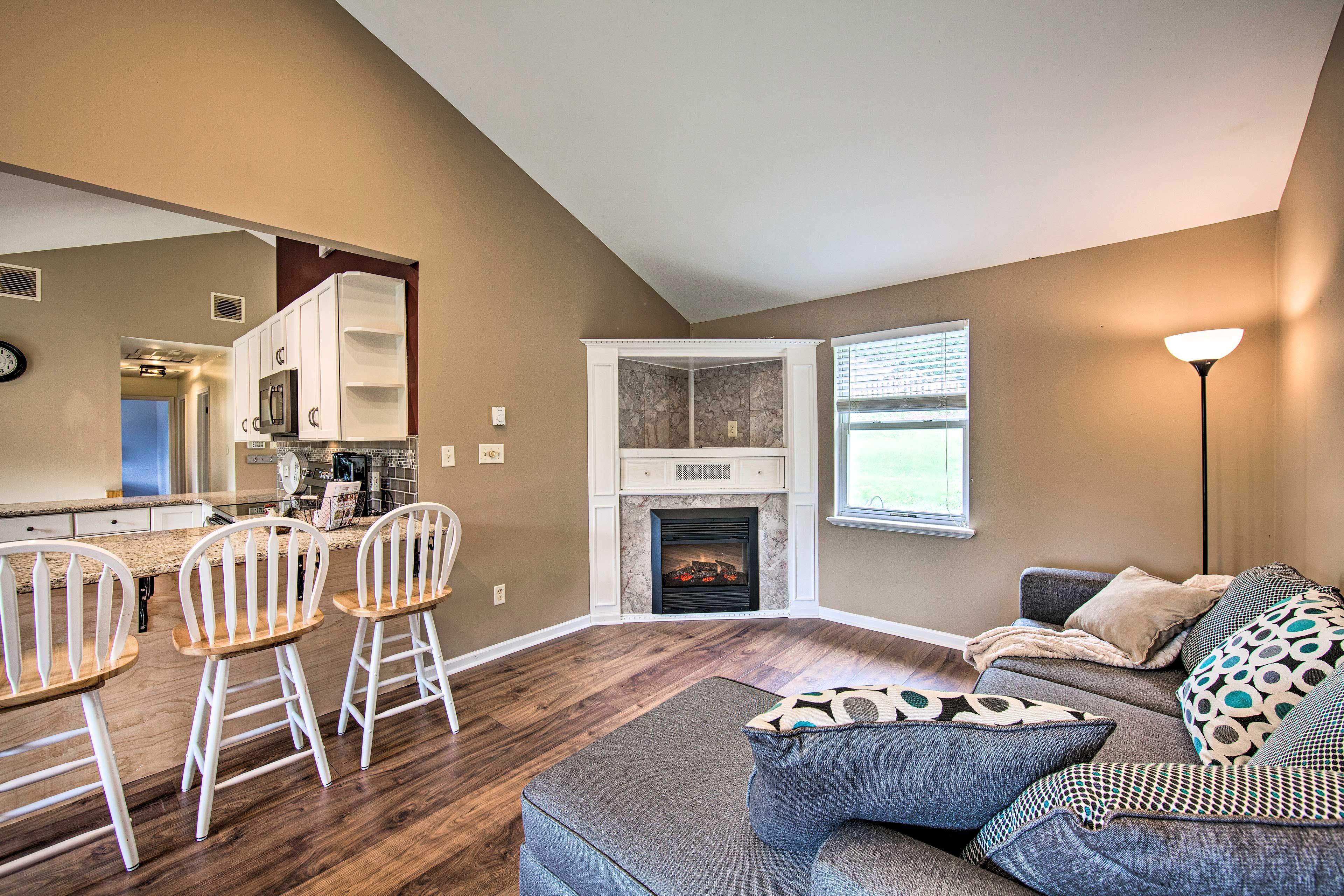 Living Room | Central A/C | Free WiFi