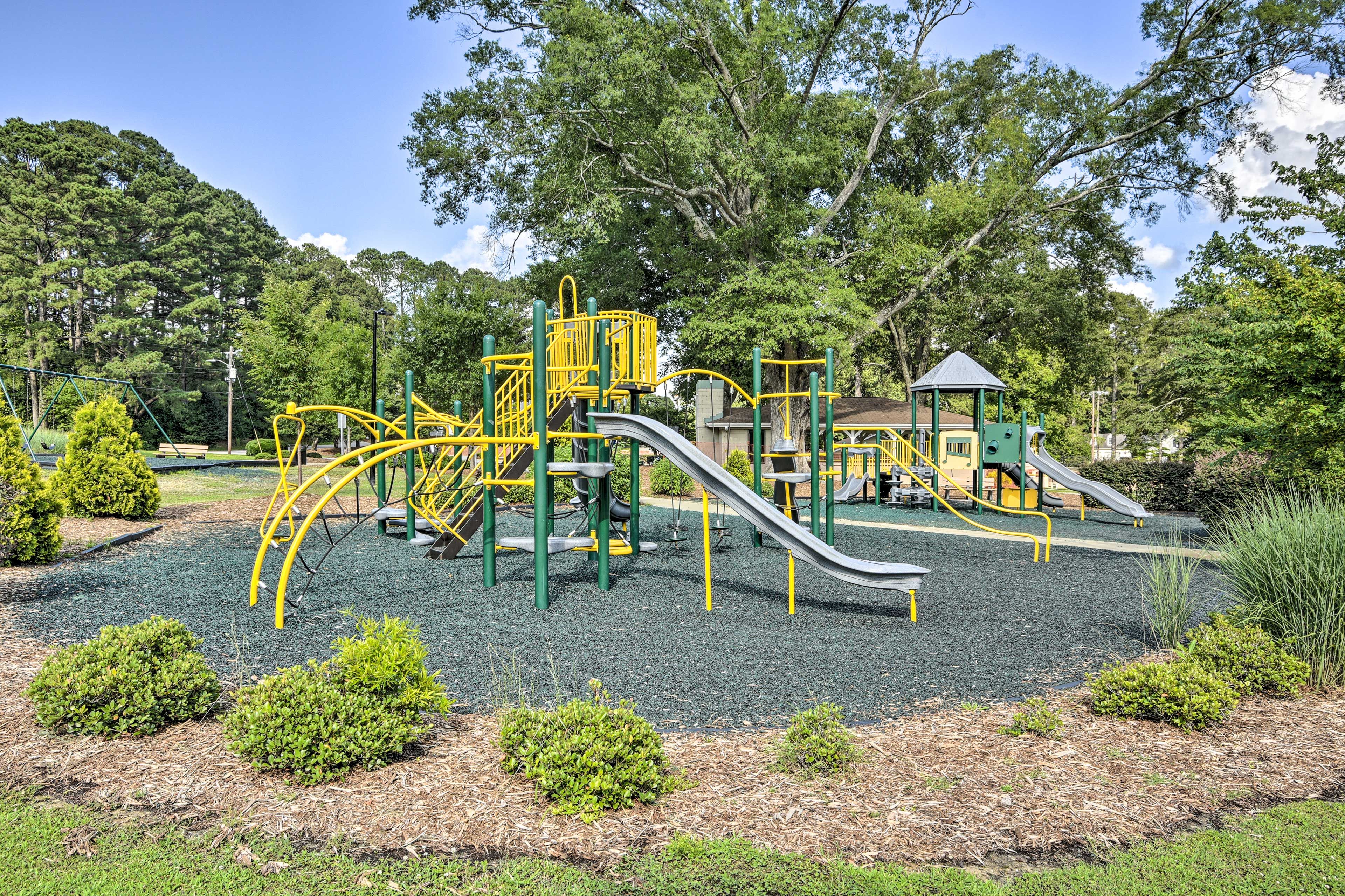 Falcon Park Playground | 0.5 Mi from Property
