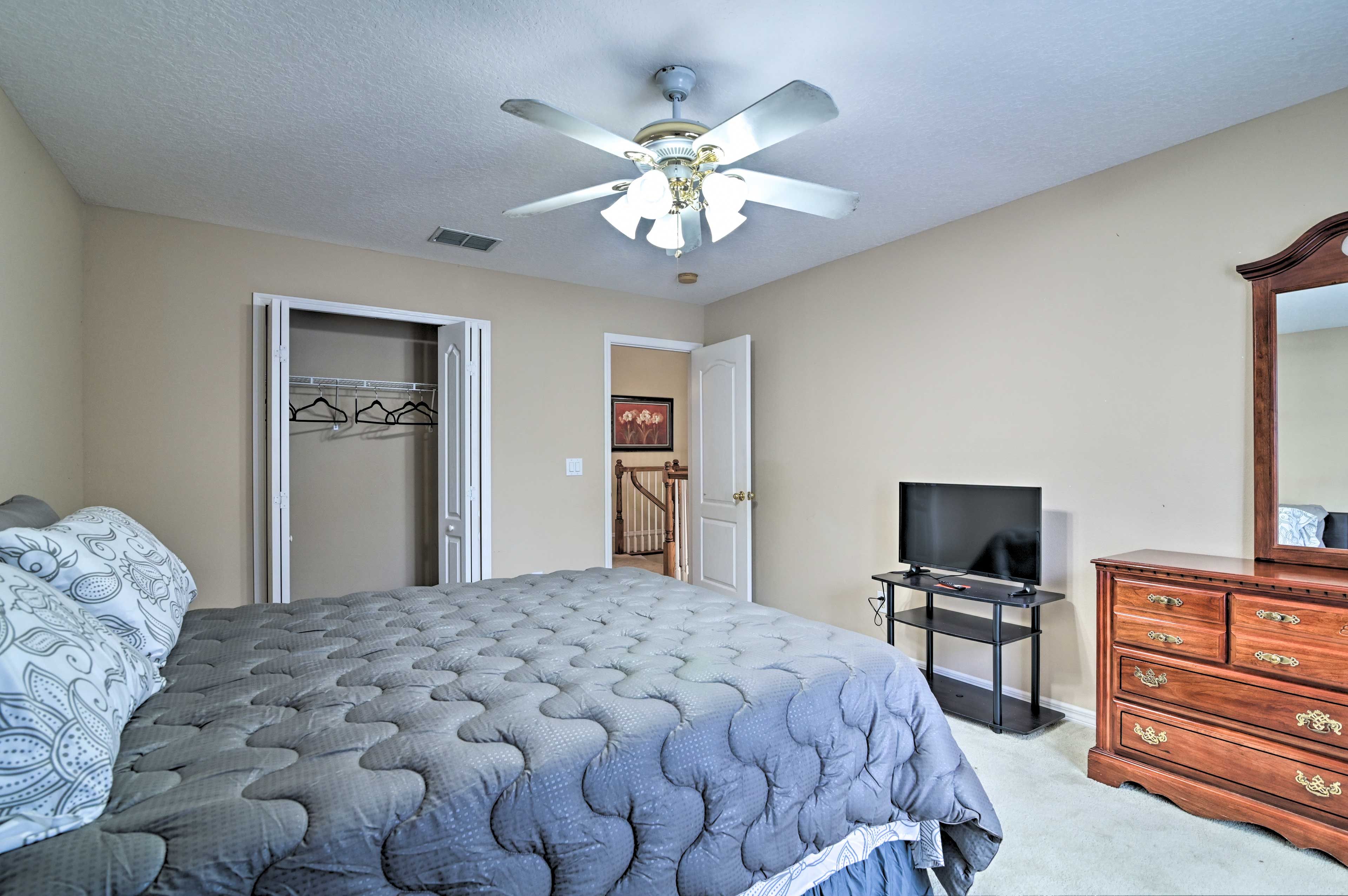Bedroom 5 | Smart TV