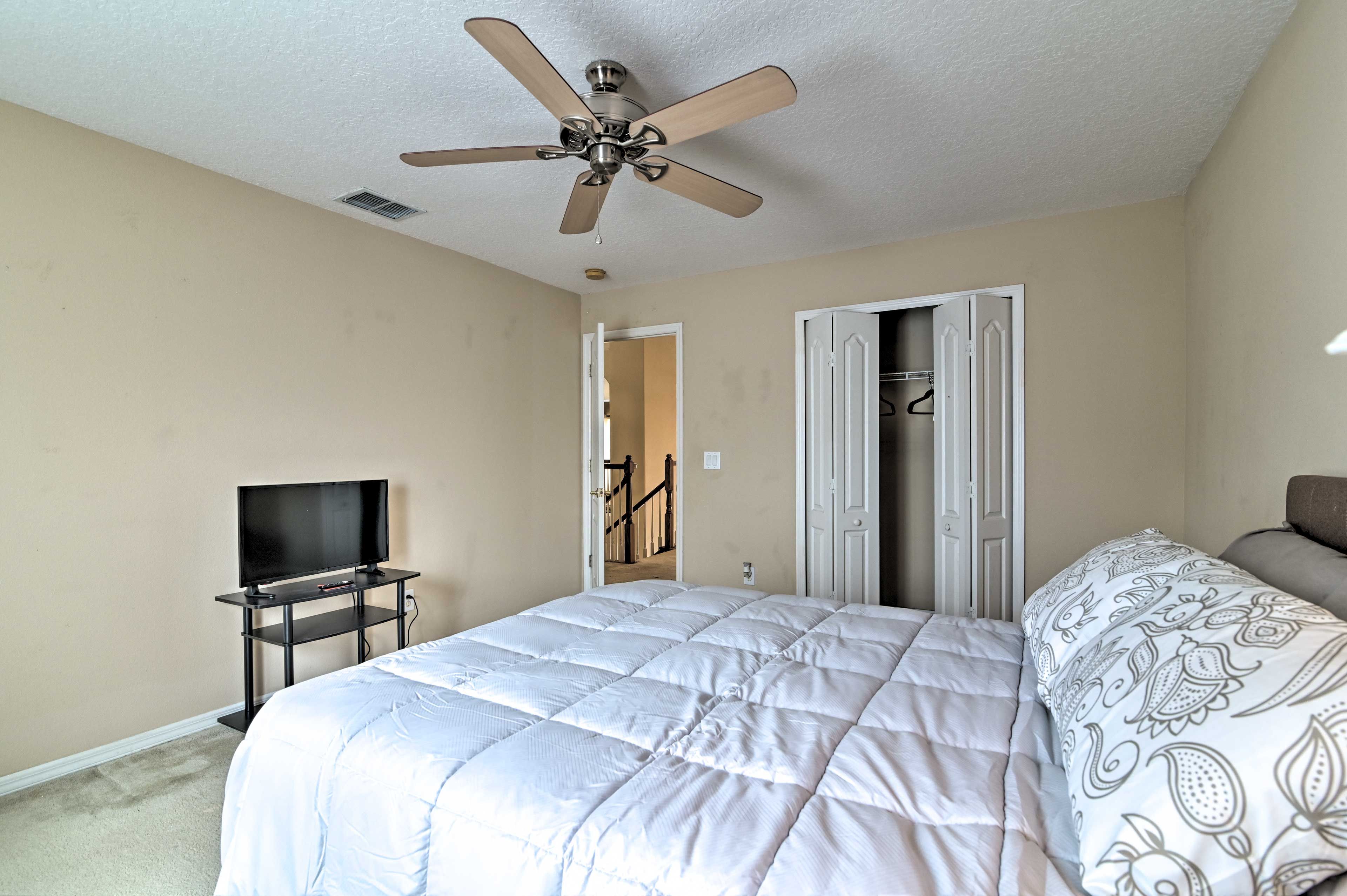 Bedroom 3 | 2nd Floor | Smart TV