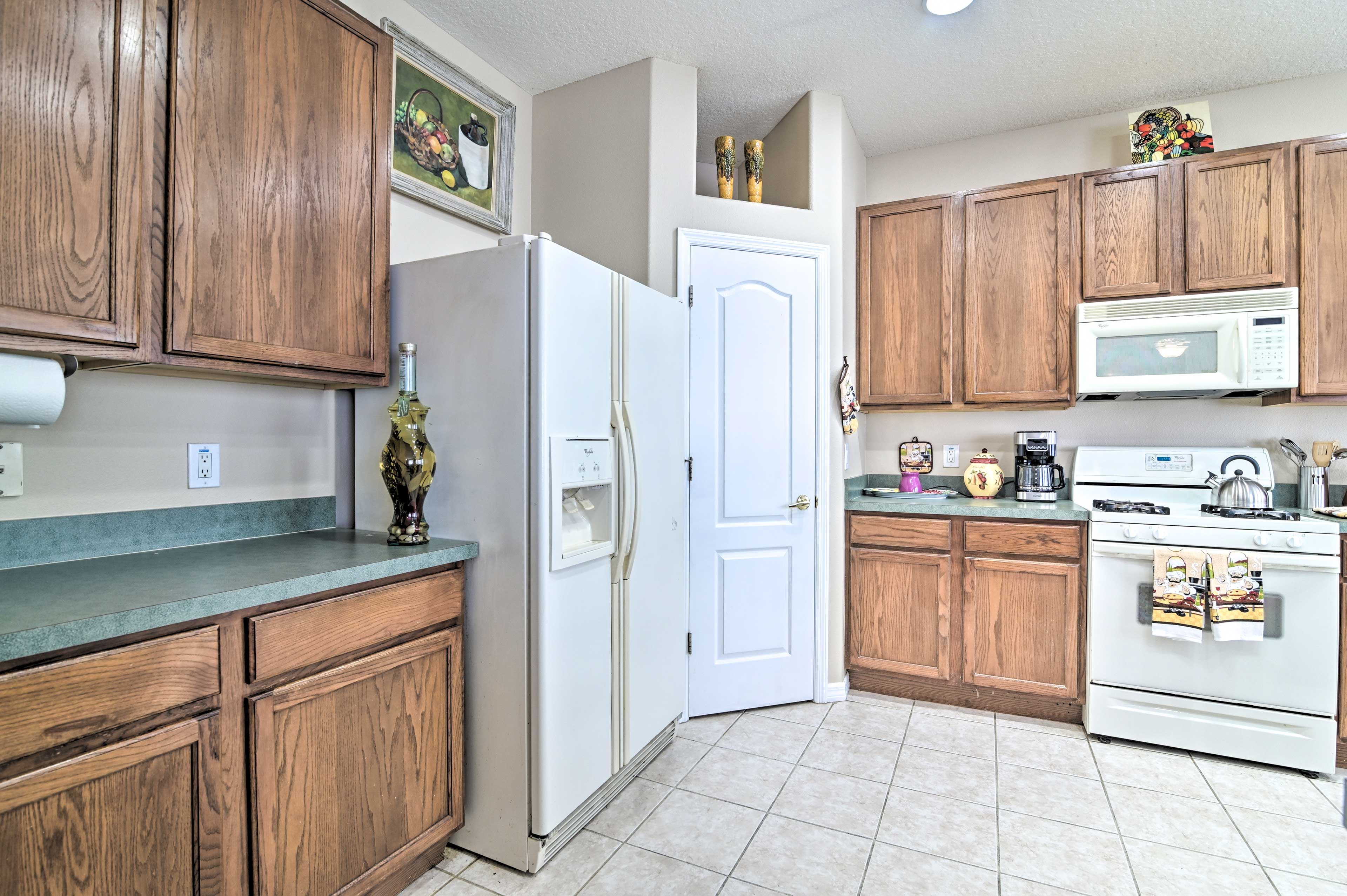 Kitchen | Fully Equipped