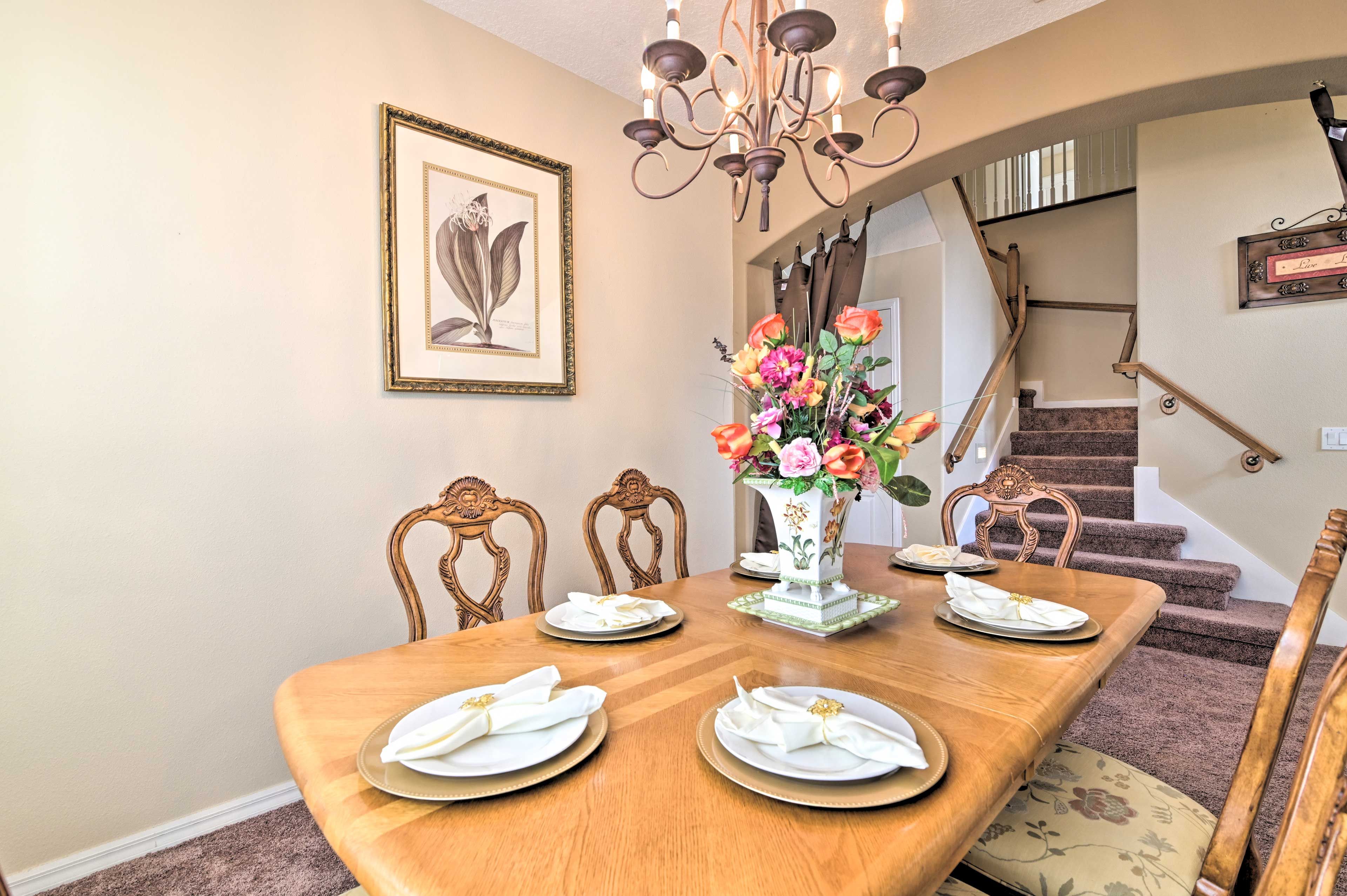 Dining Area | Dishware Provided | Pet Friendly w/ Fee