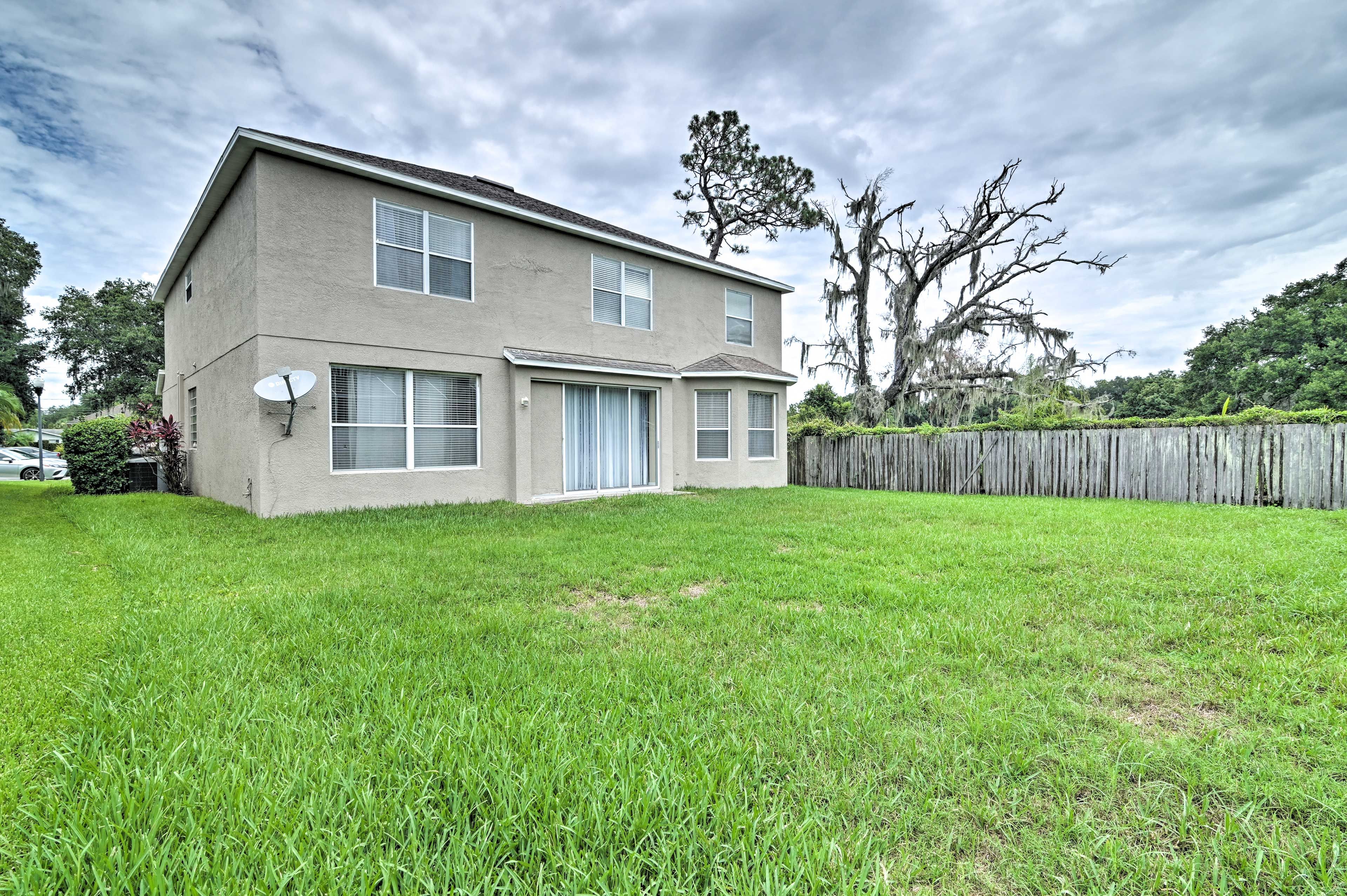 House Exterior | Driveway Parking (2 Vehicles) | Garage Parking (2 Vehicles)