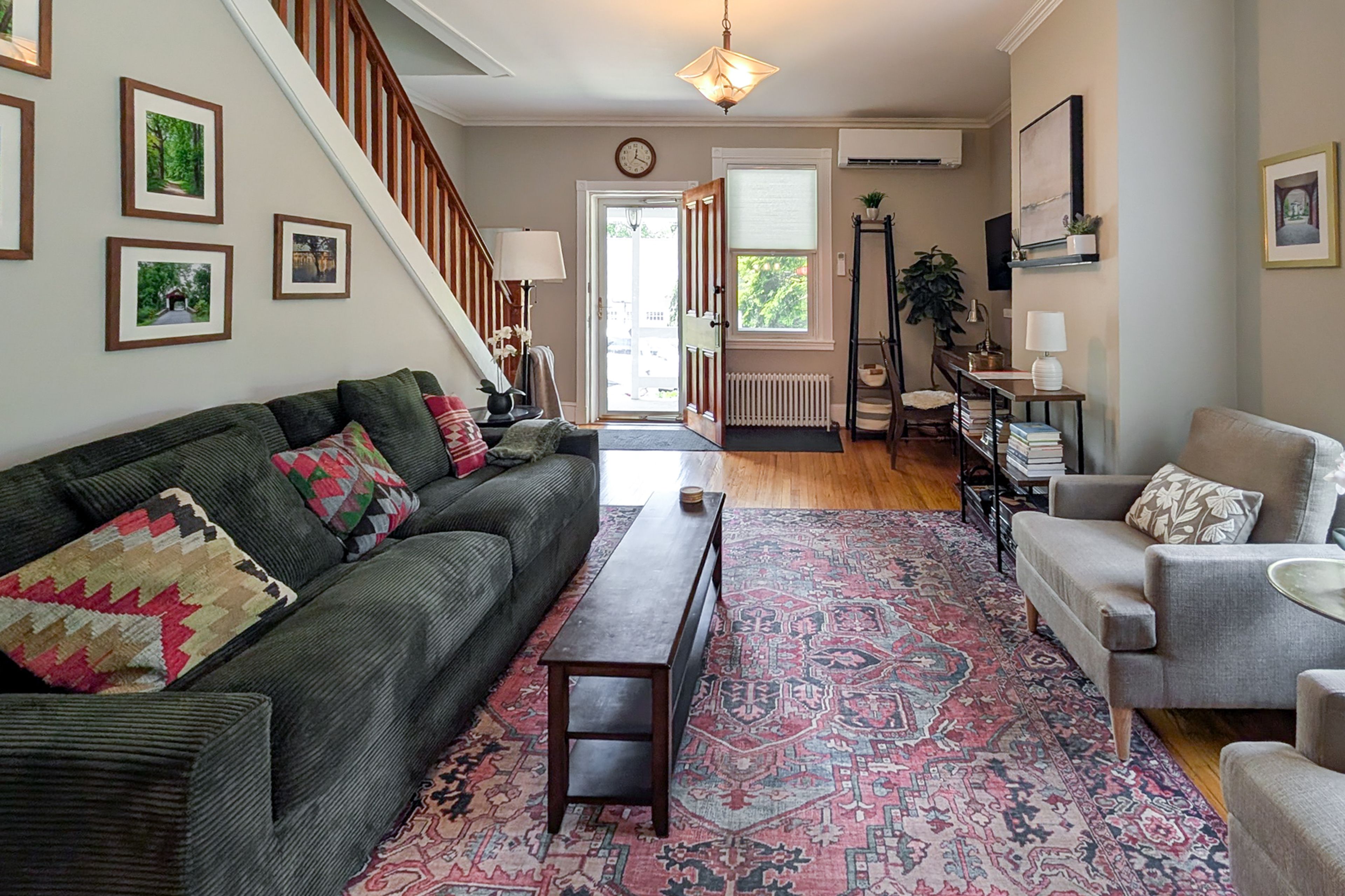 Living Area | Free WiFi | Full Futon