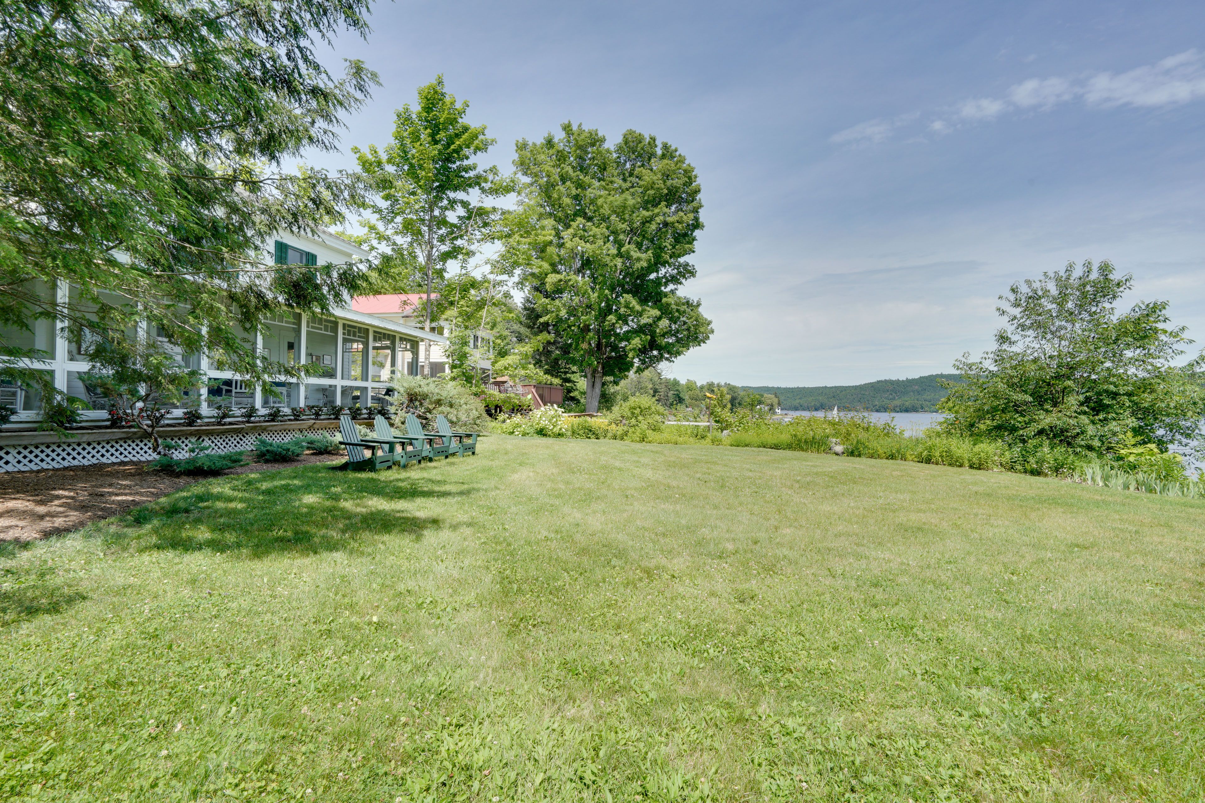 Backyard | Mountain & Lake View | Gas Grill | Fire Pit | Lake Access