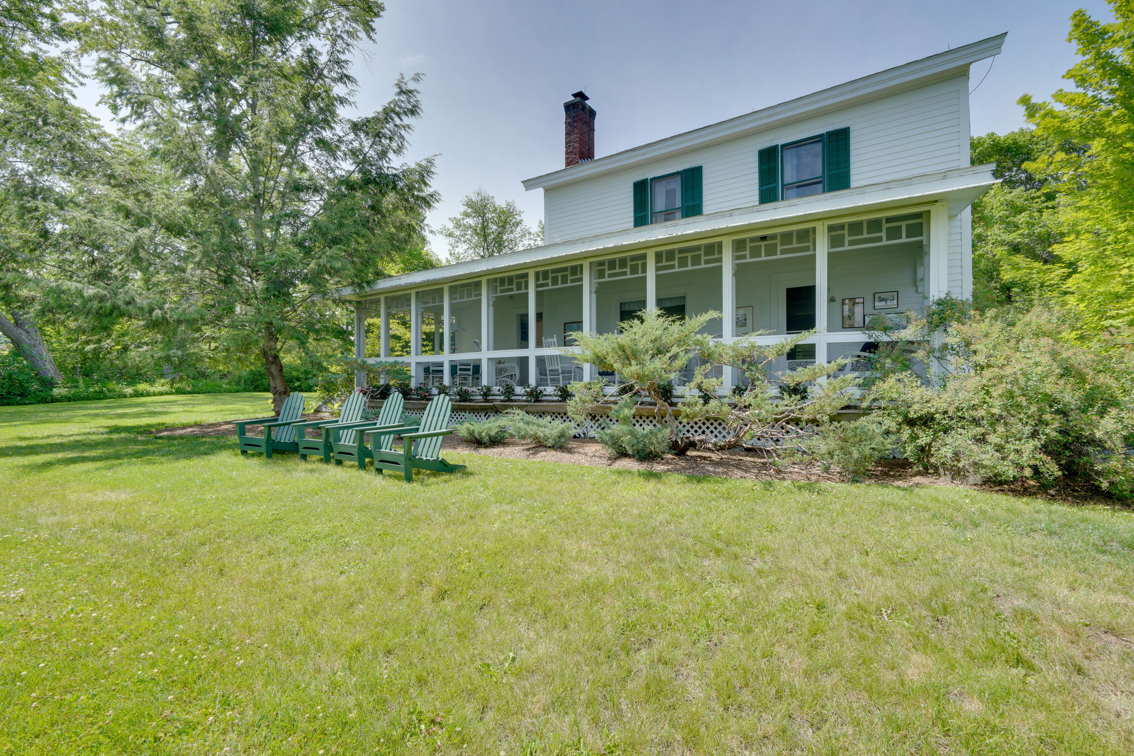 Schroon Lake Vacation Rental | 4BR | 2.5BA | 1,608 Sq Ft | Steps Required