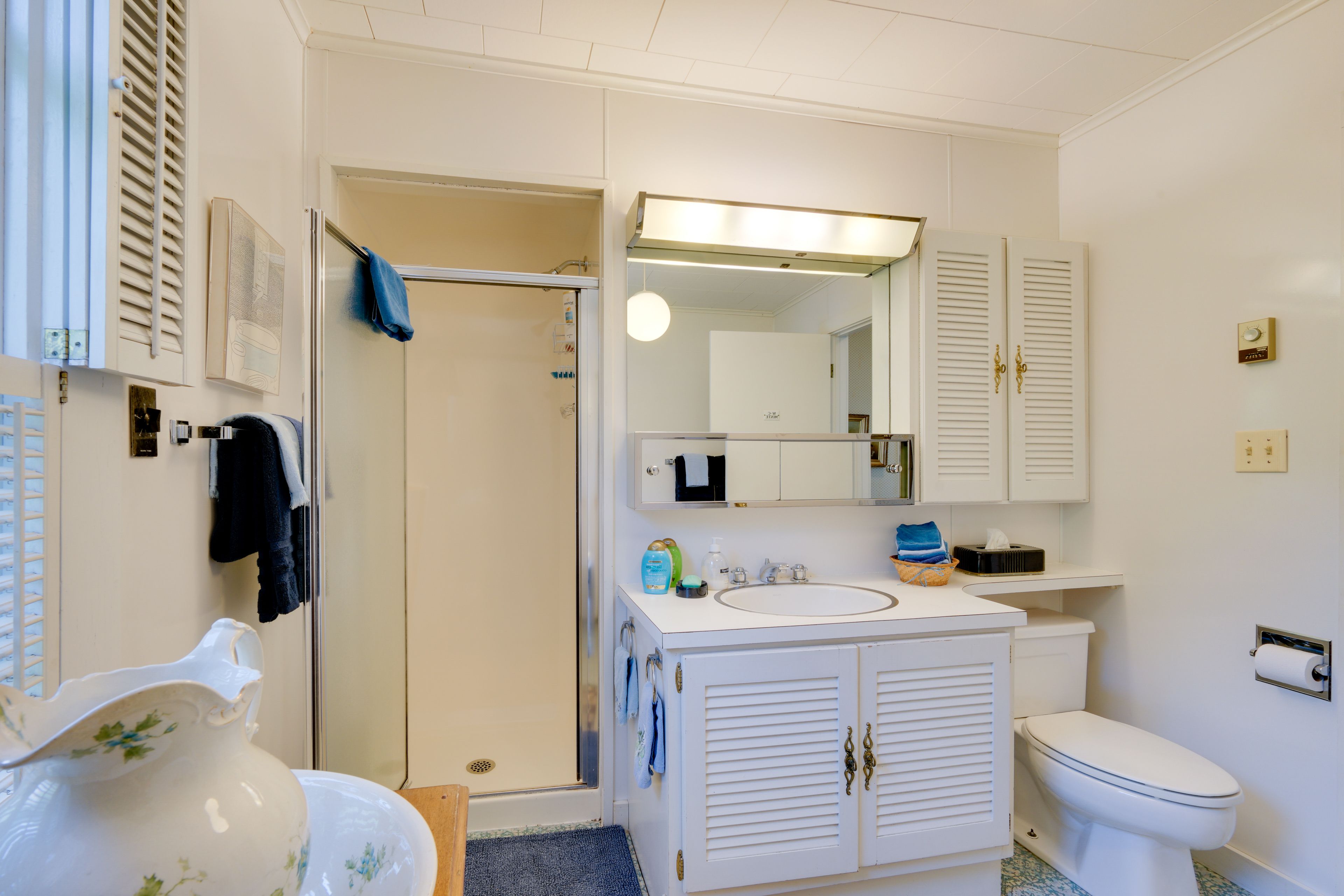 Bathroom | Walk-In Shower | Clawfoot Tub