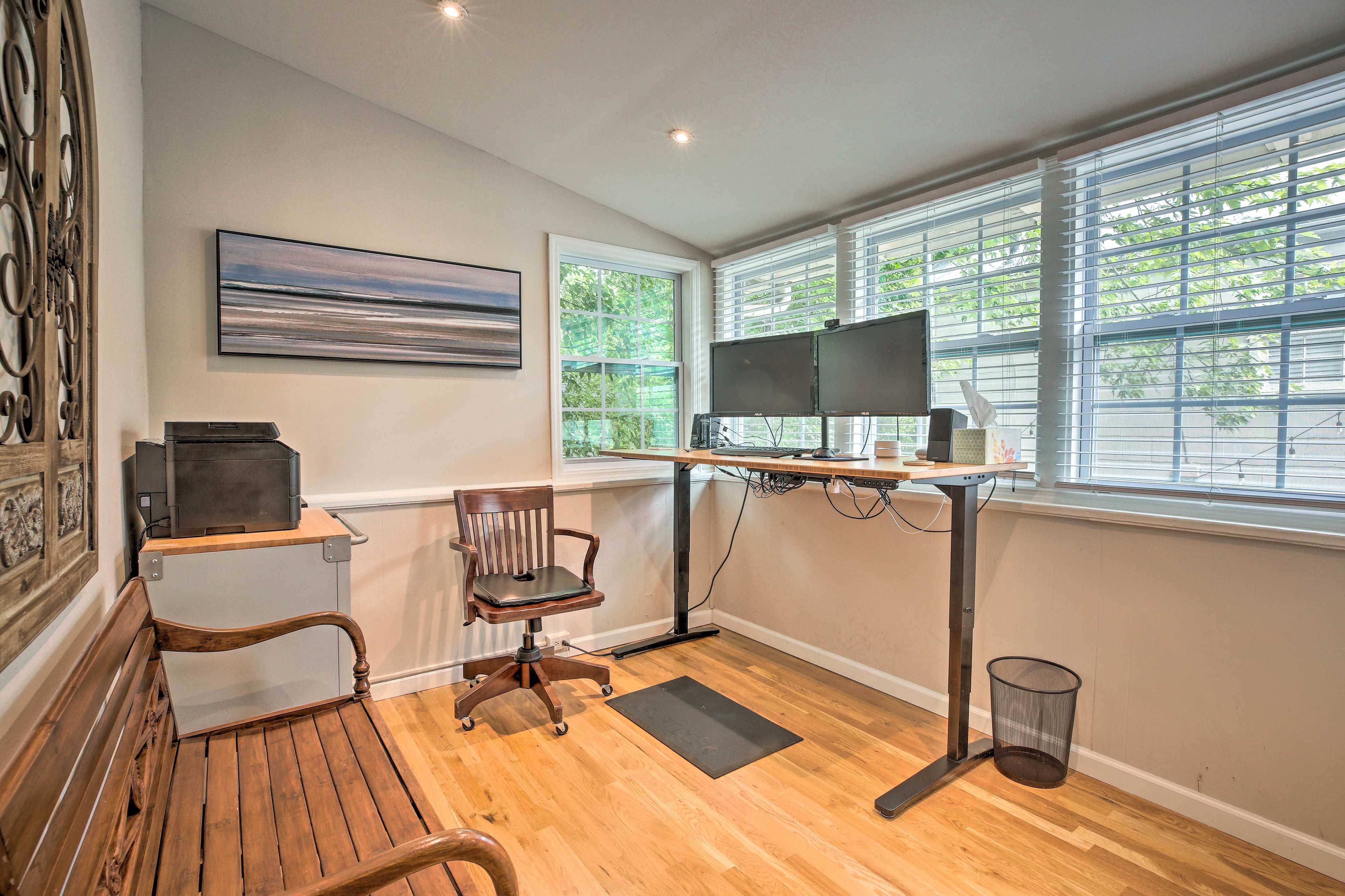 Home Office | 2 Monitors | Printer | Webcam
