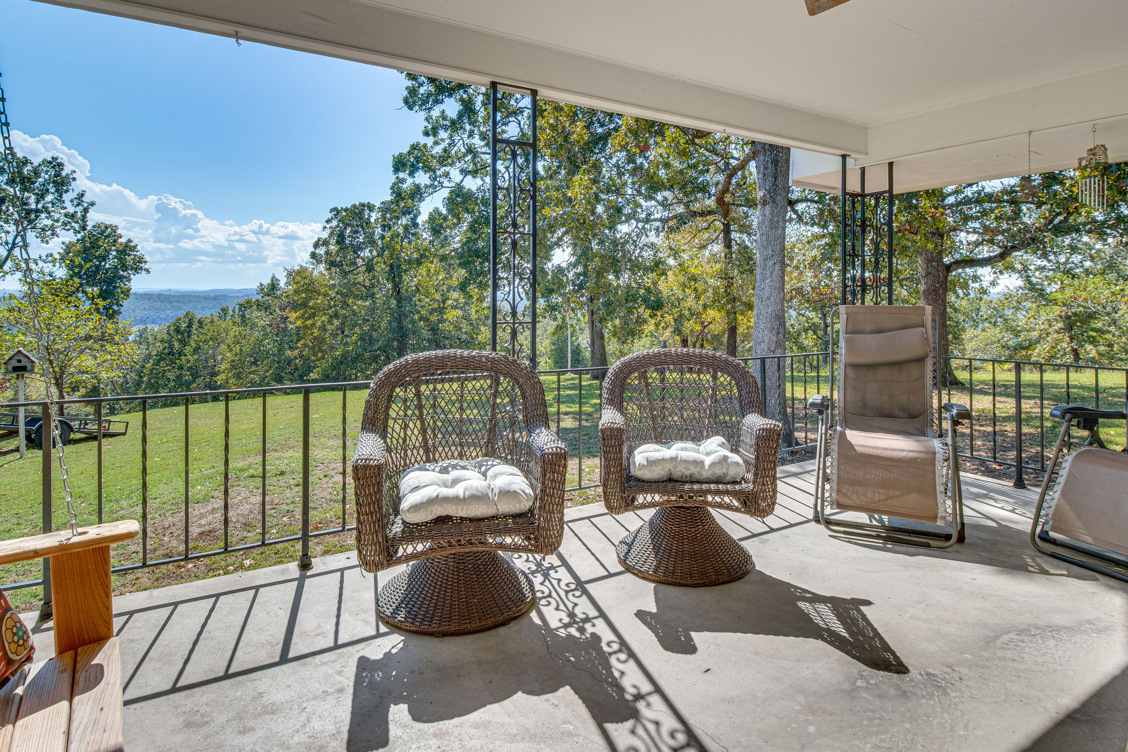 Mountain Home Vacation Rental | 3BR | 2BA | 1,400 Sq Ft | 2 Steps to Enter