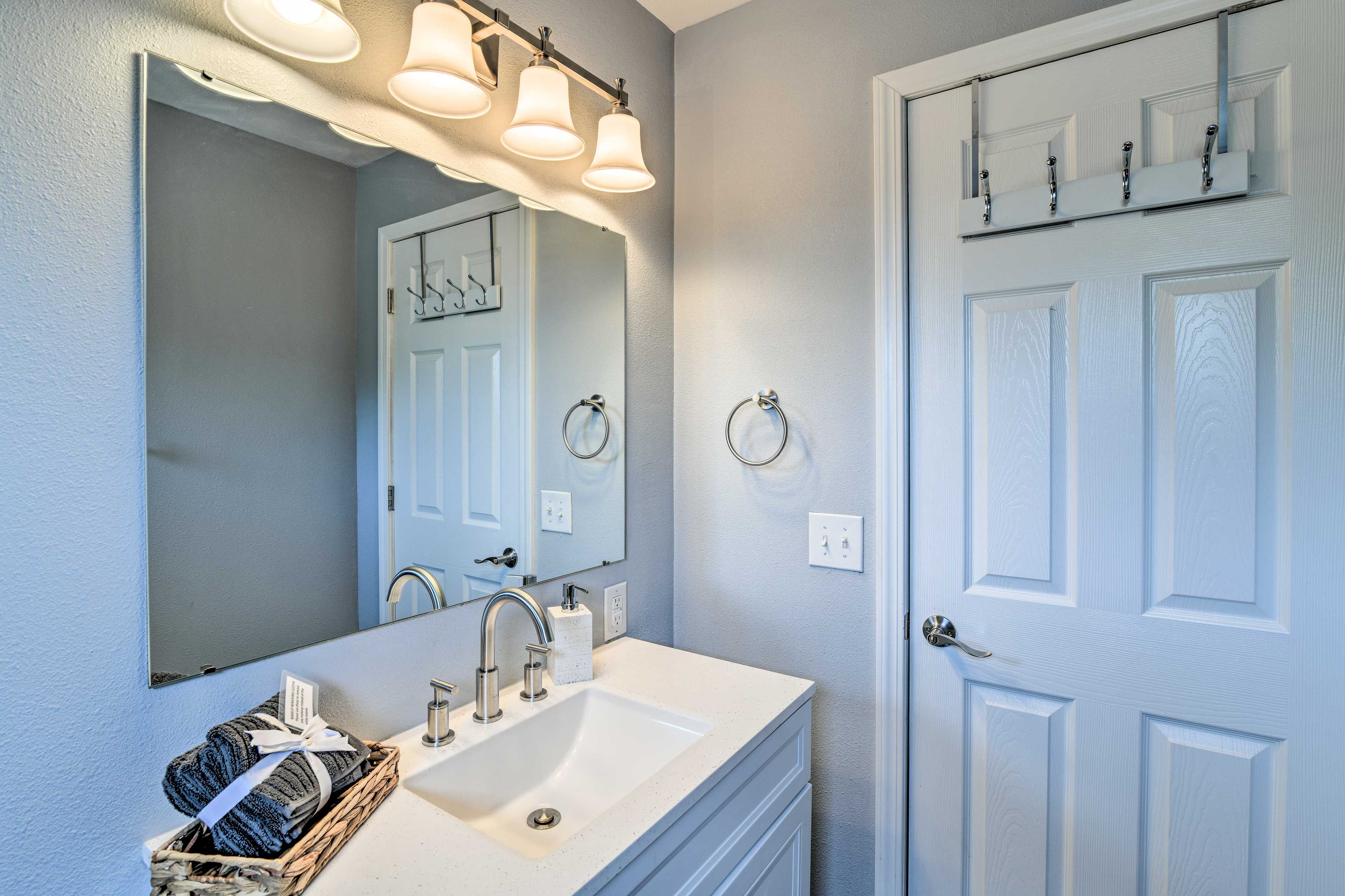 Bathroom | Towels Provided