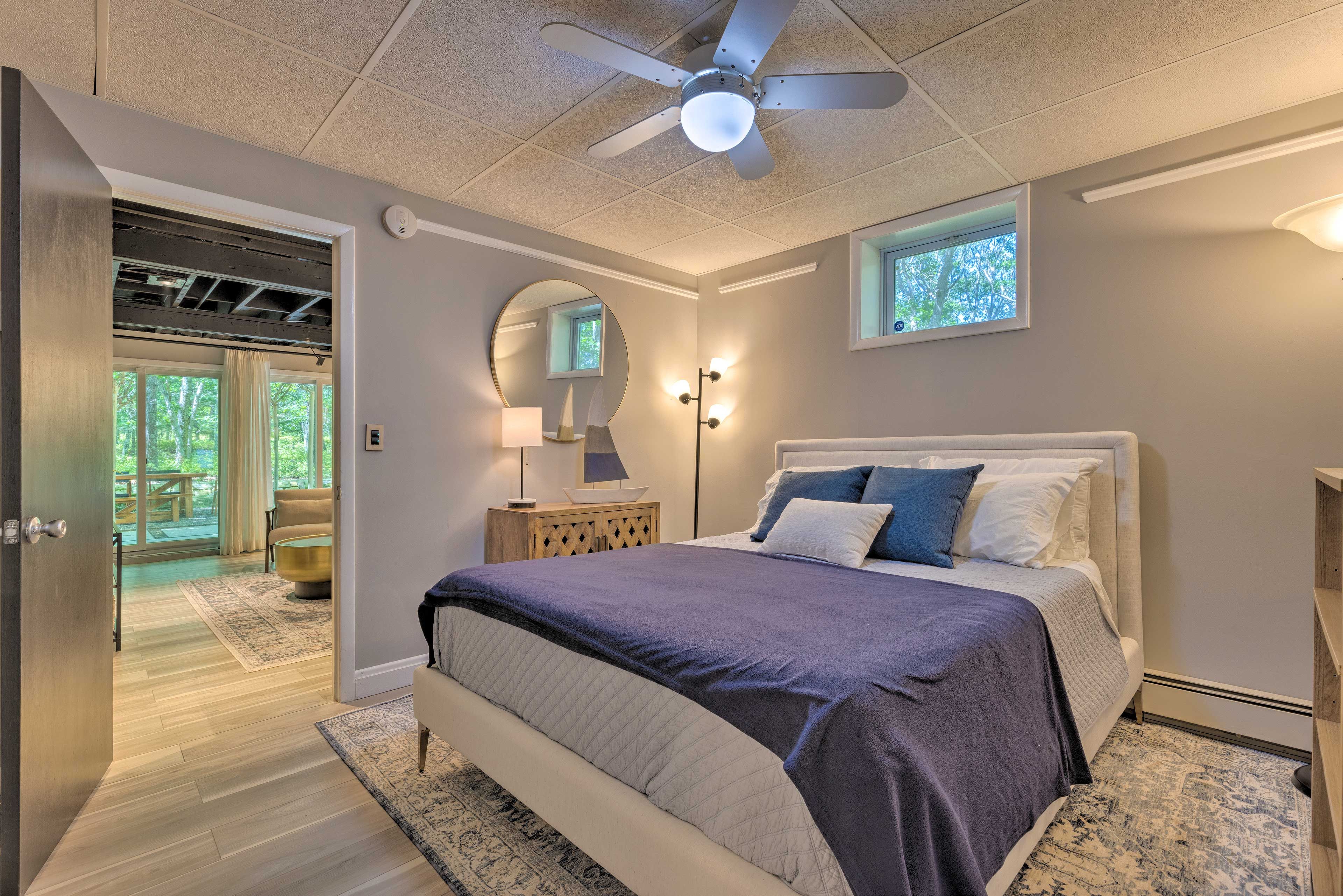 Bedroom 3 | Queen Bed