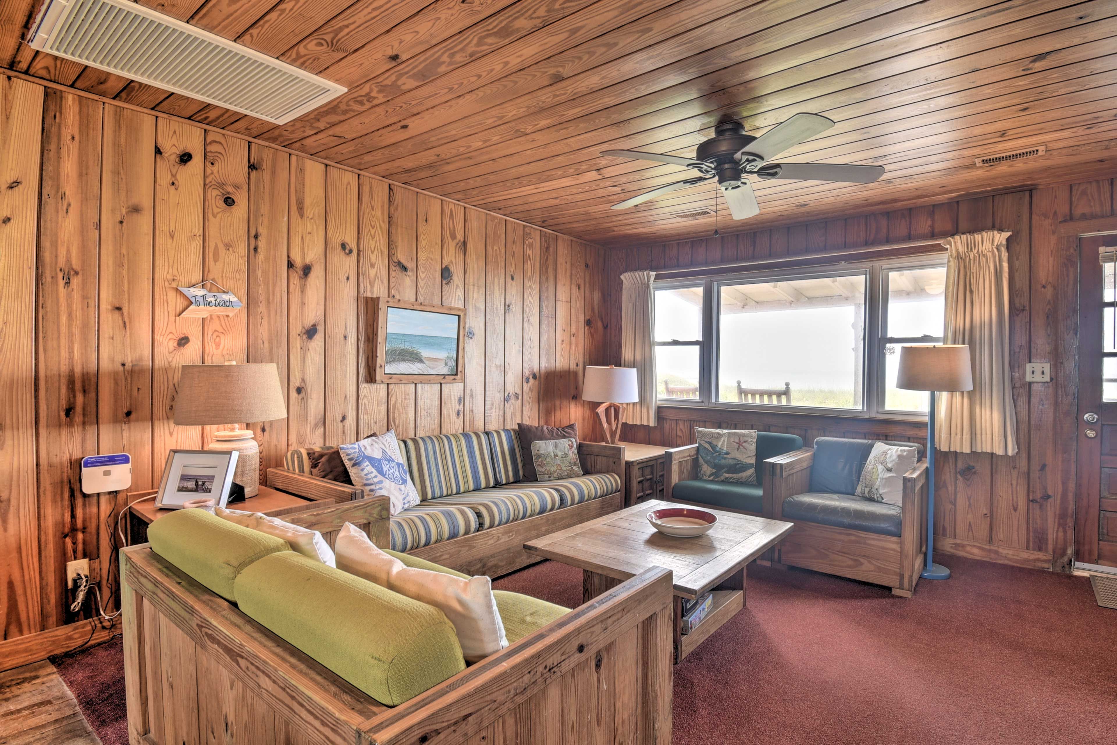 Living Room | Single-Story Cottage