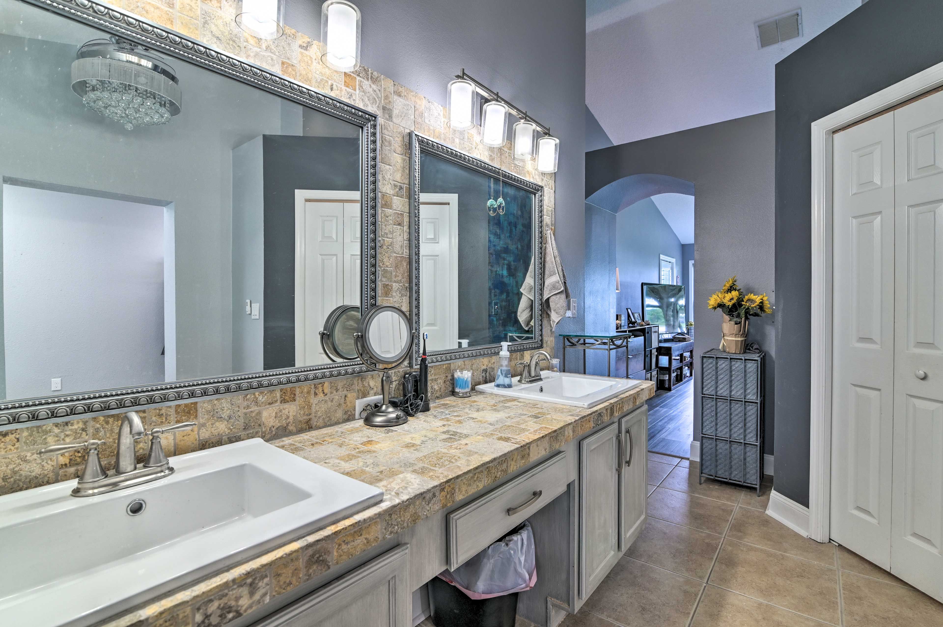En-Suite Bathroom | Hairdryer