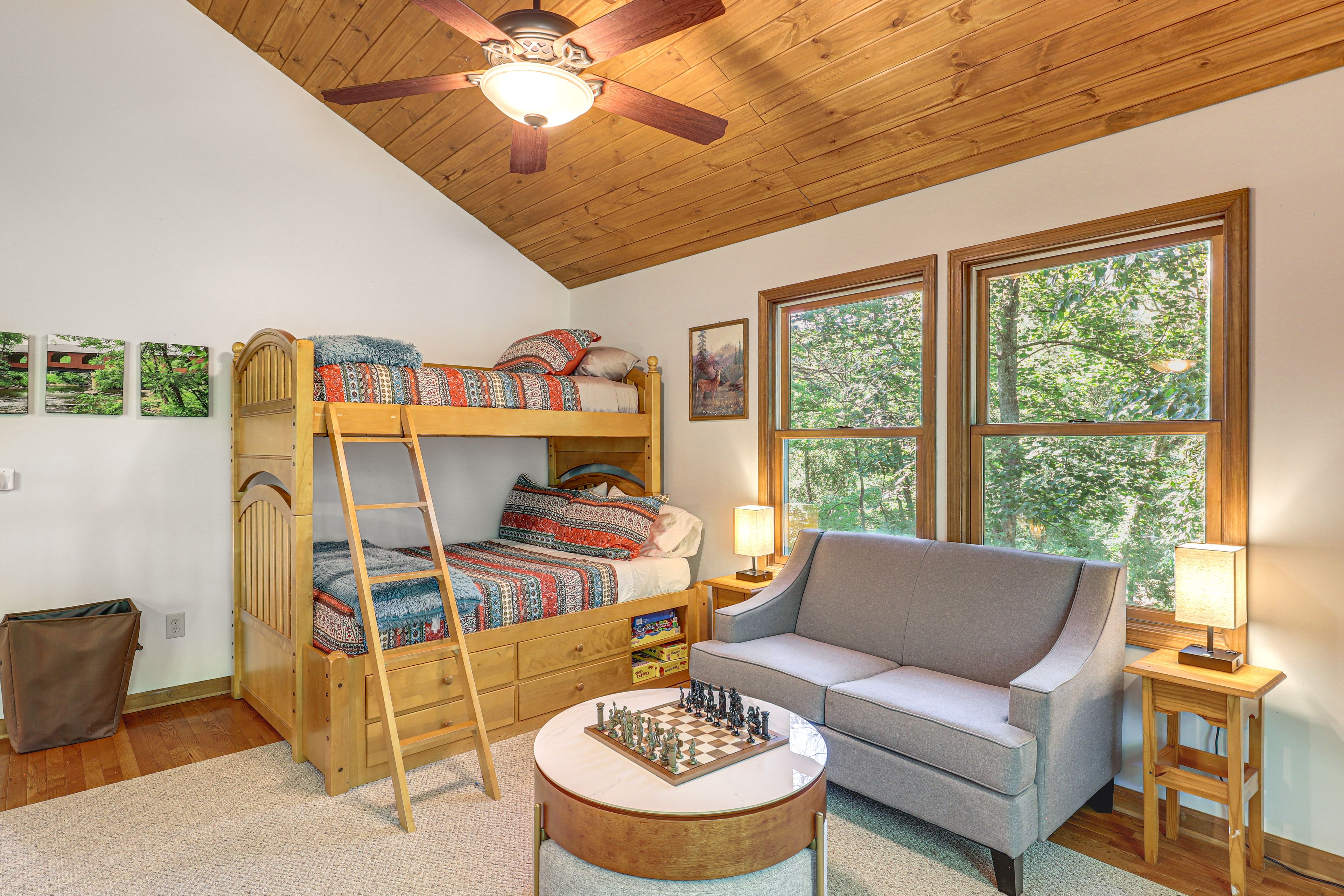 Loft | Twin/Full Bunk Bed