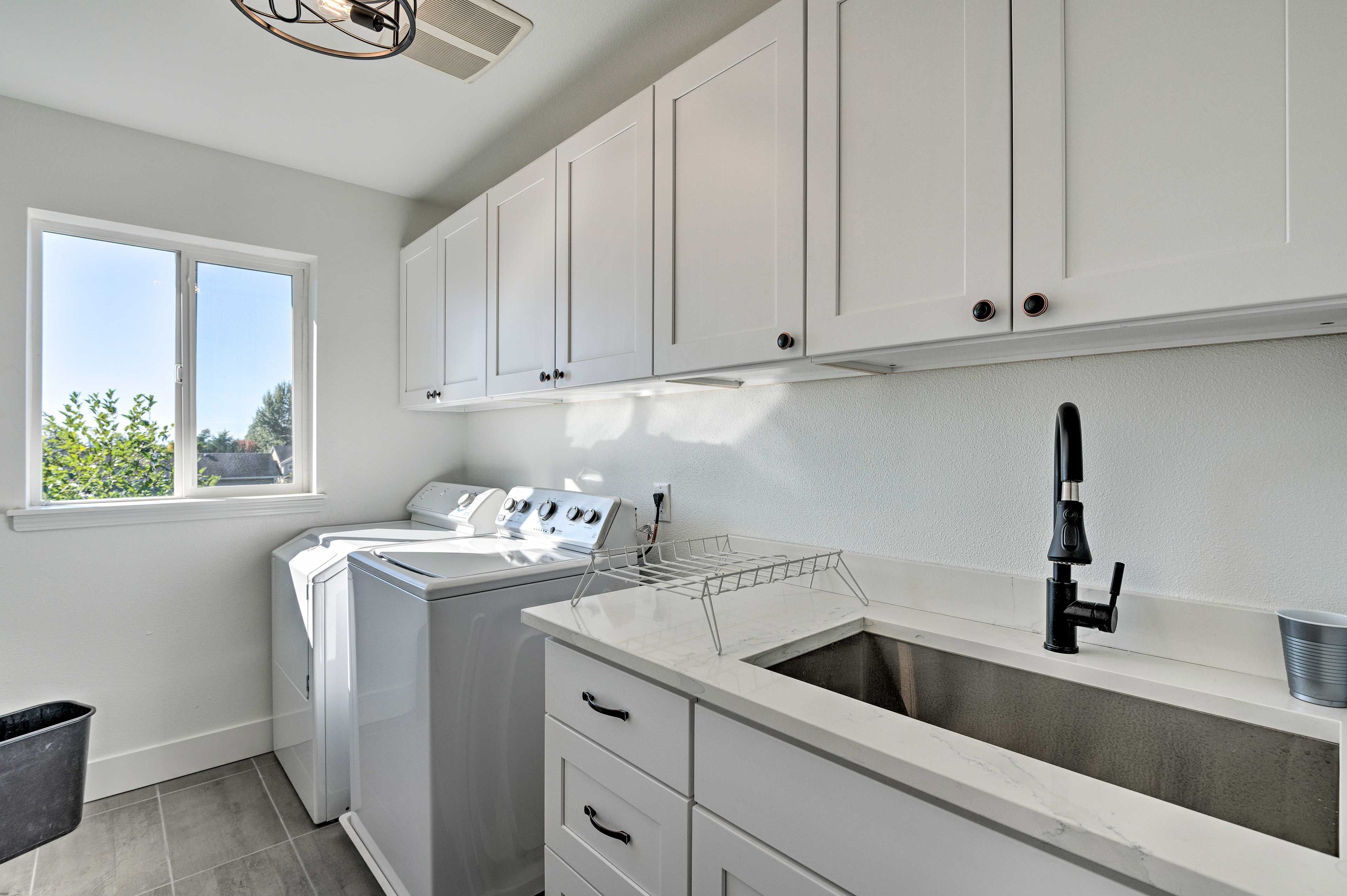 At-Home Laundry | Linens & Towels Provided