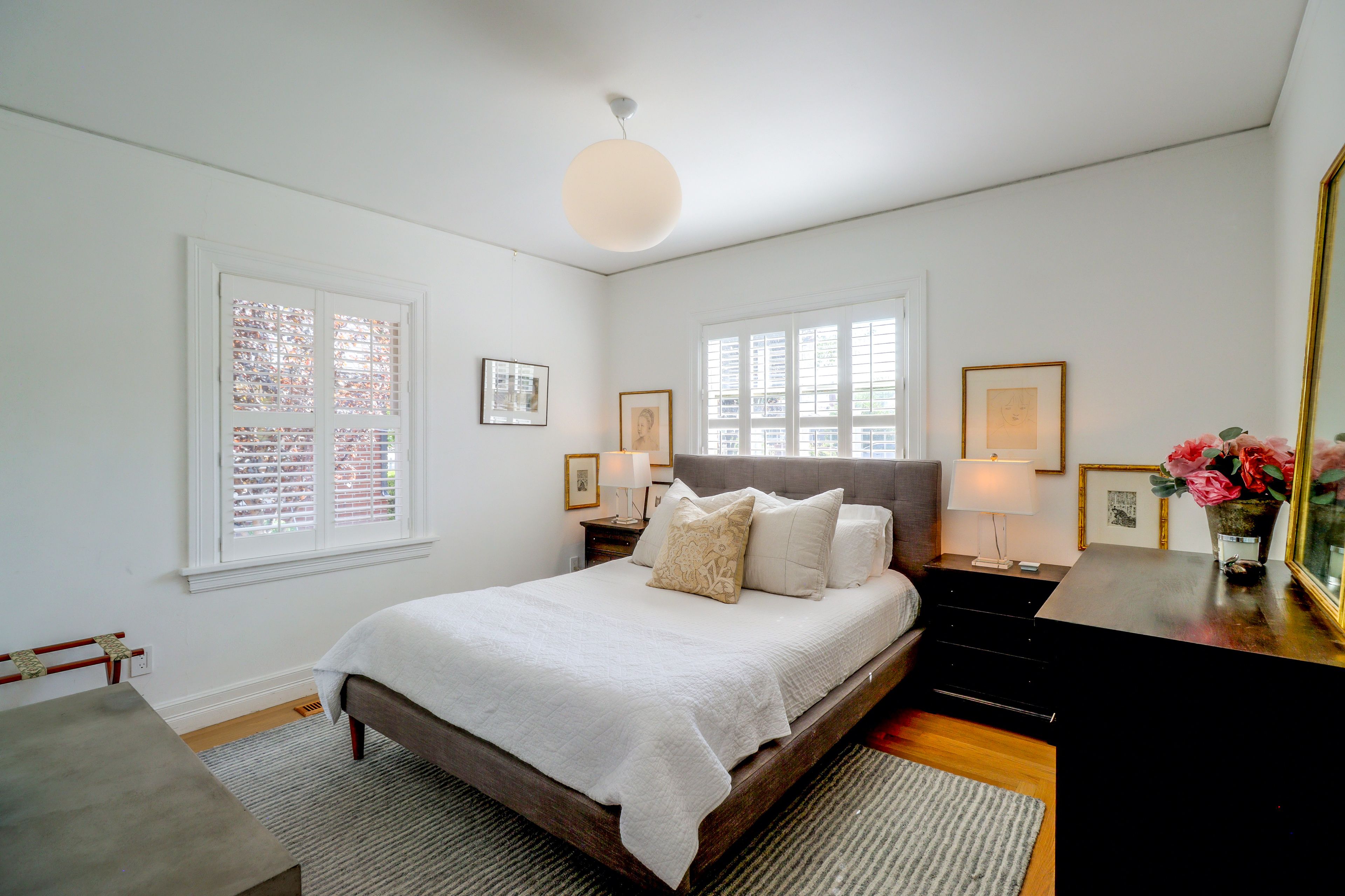 Bedroom 2 | Queen Bed