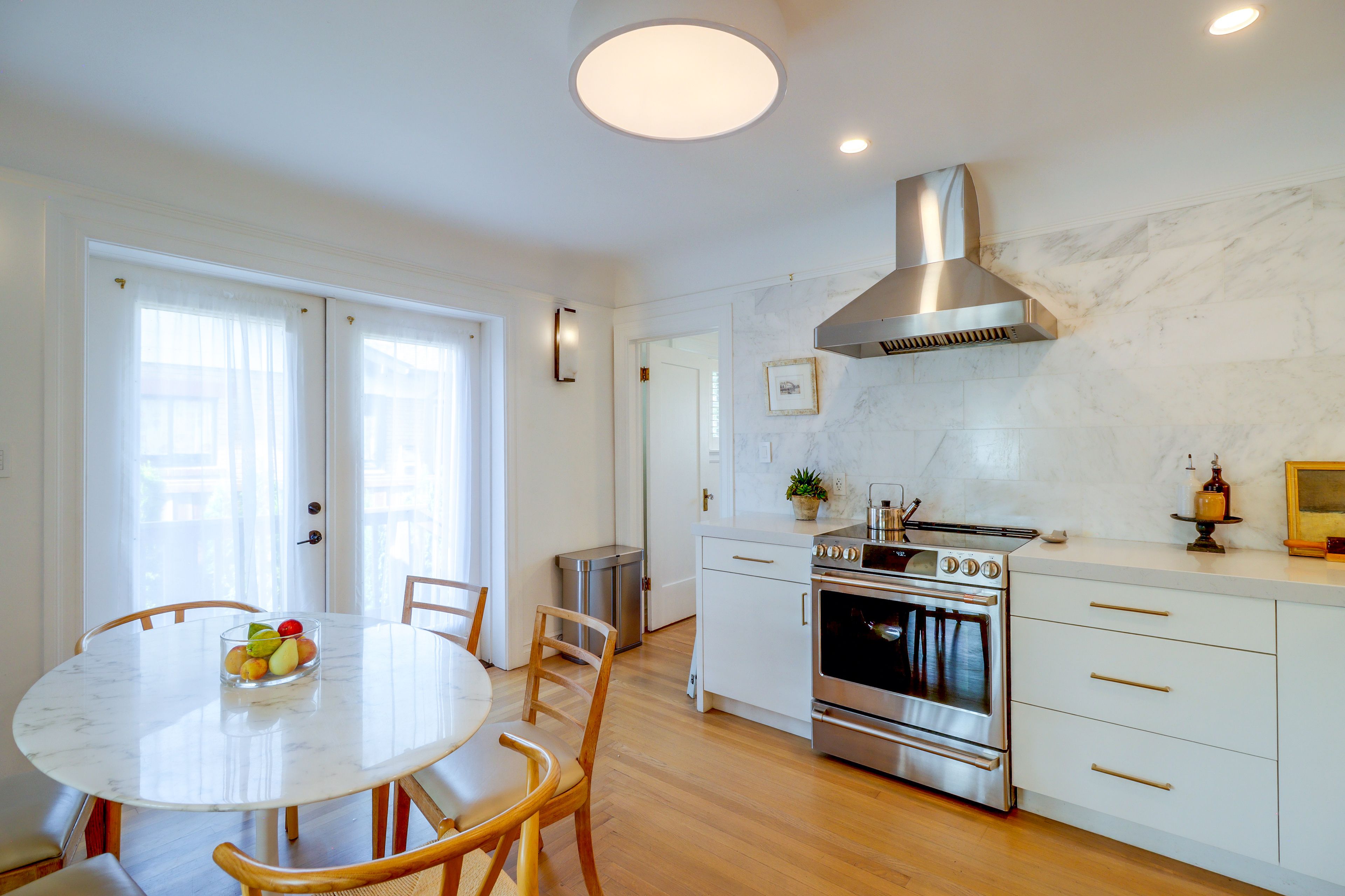 Kitchen & Dining | Fully Equipped w/ Cooking Essentials