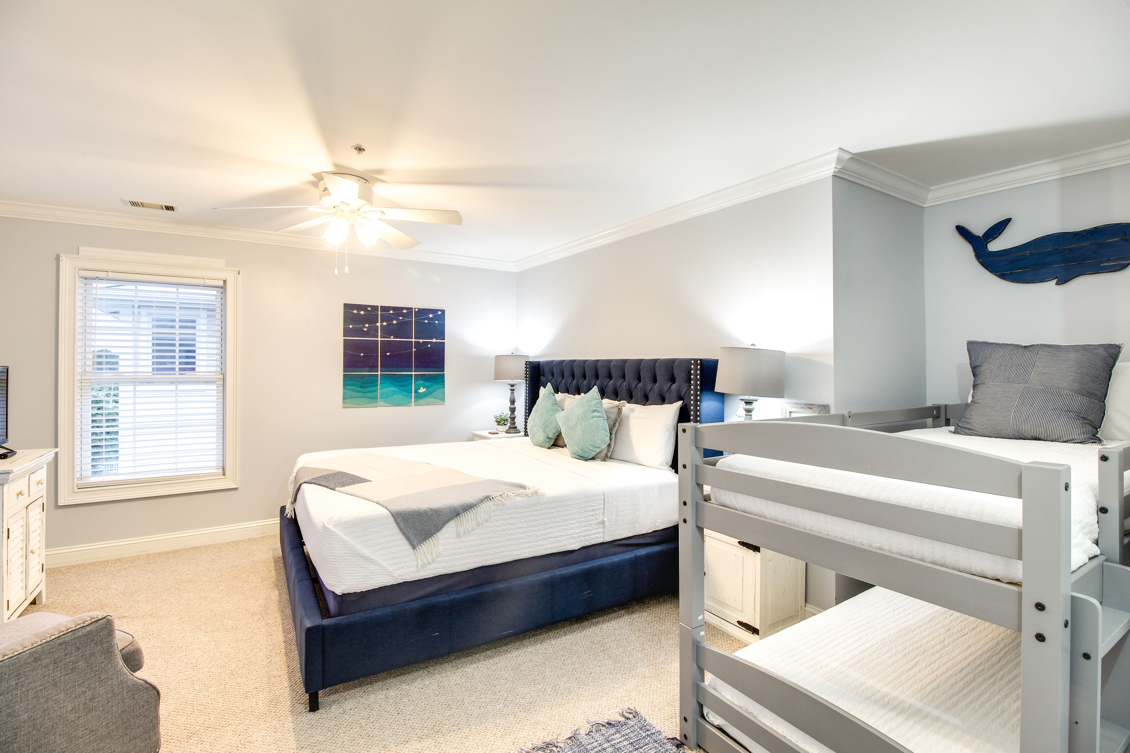 Bedroom 4 | King Bed | Twin Bunk Bed | En-Suite Bathroom