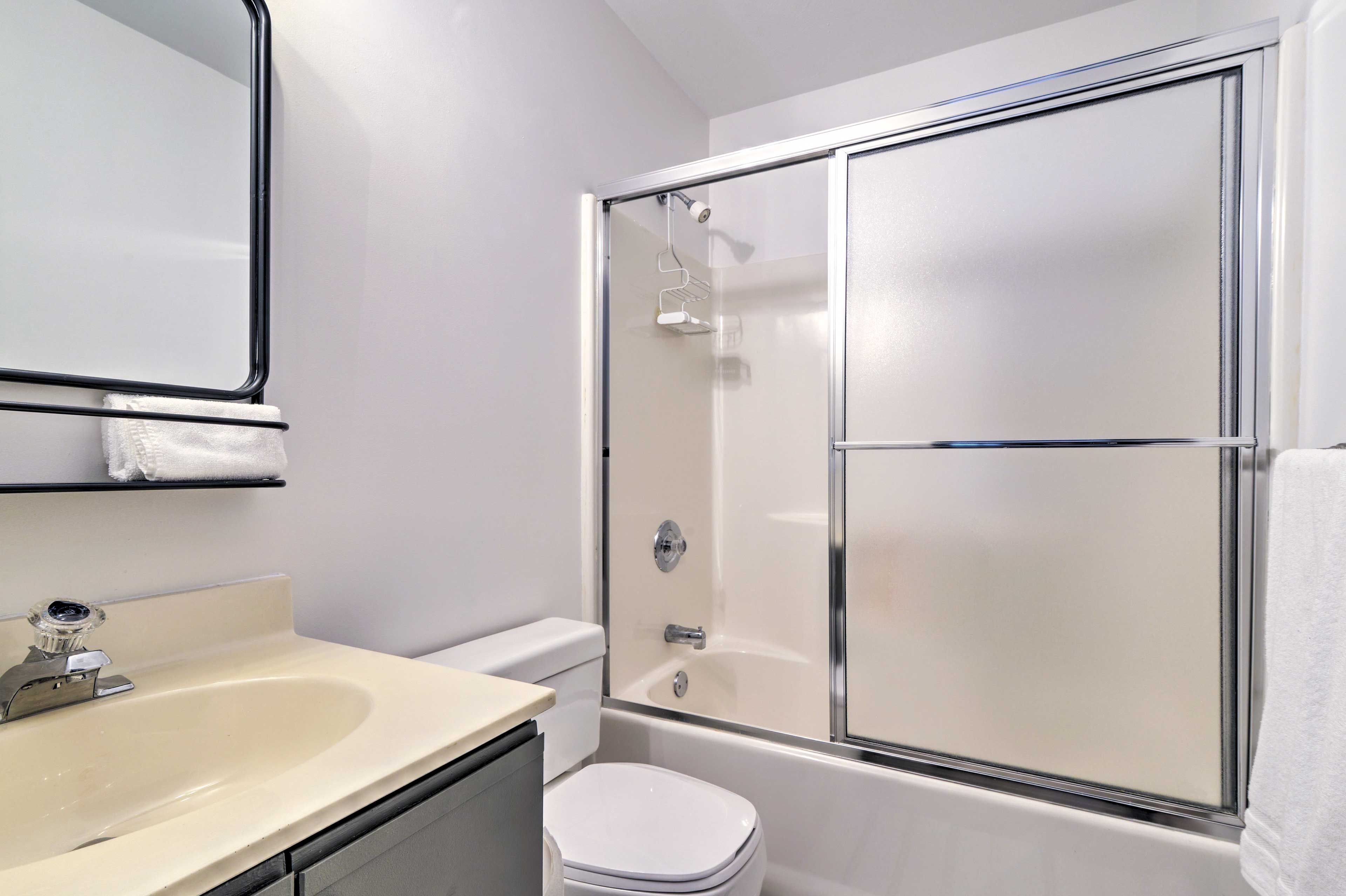 Full Bathroom