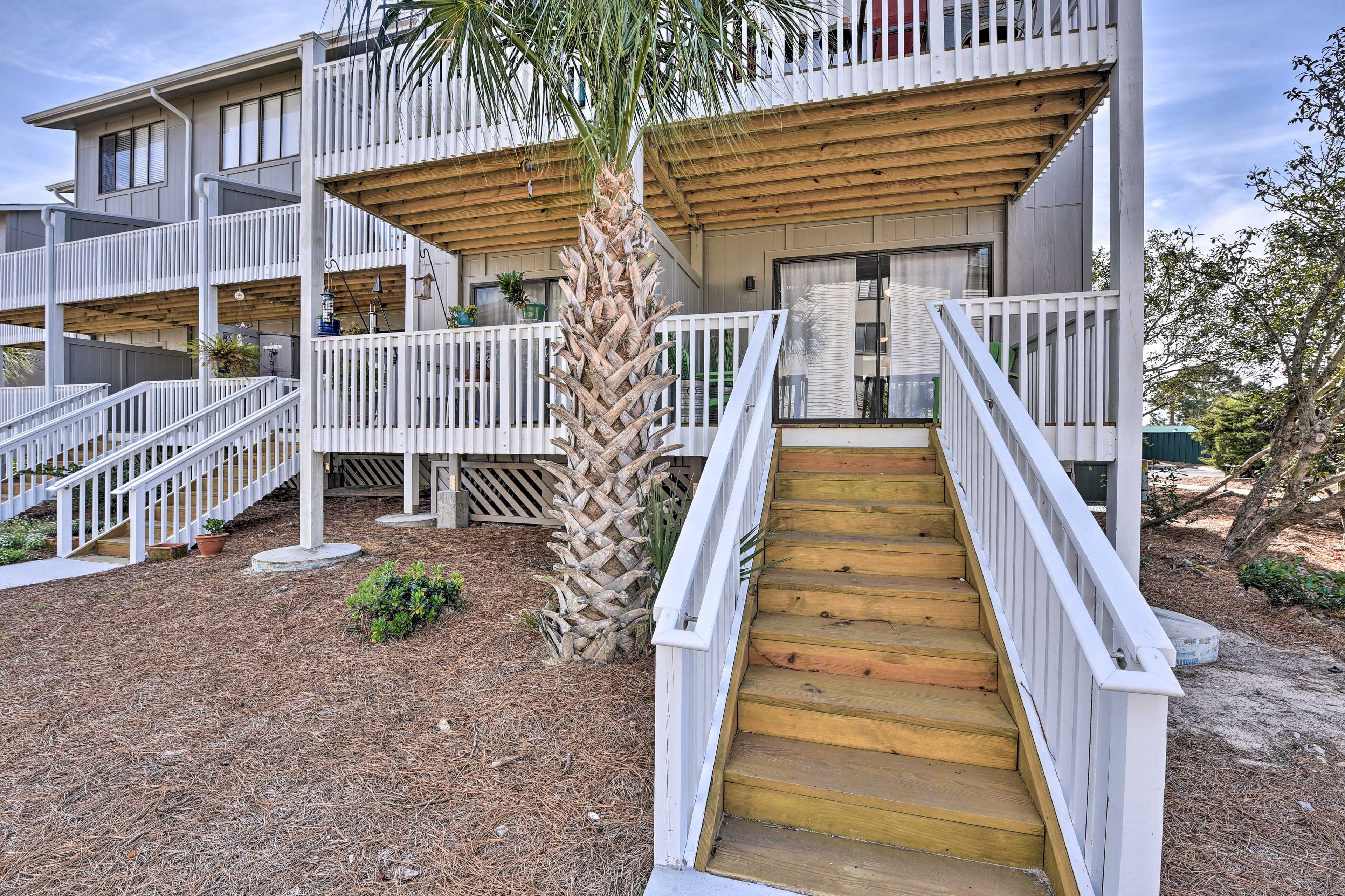 Condo Exterior | Walk to Beach