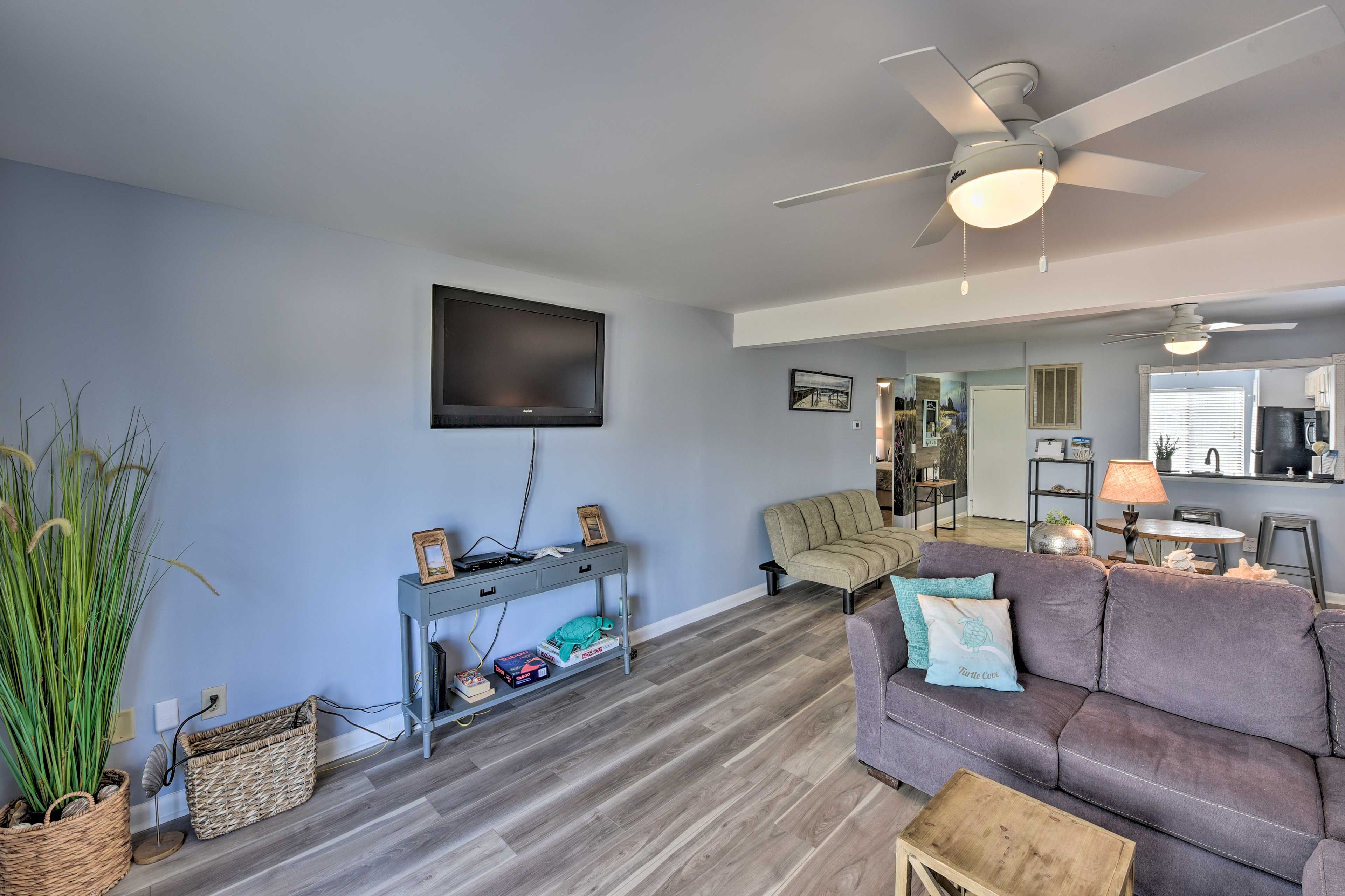 Living Room | Cable/Satellite TV