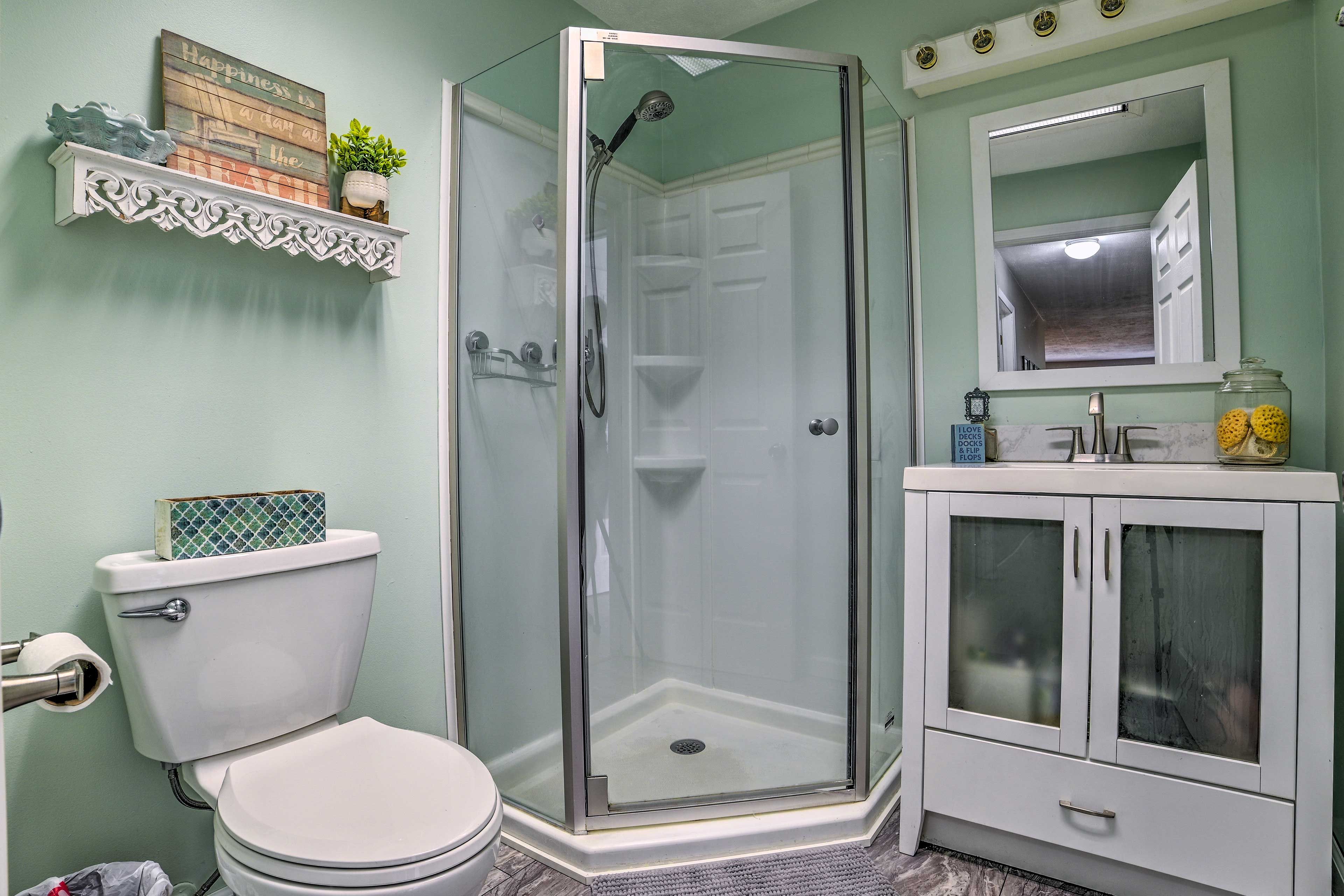 Bathroom | Towels Provided
