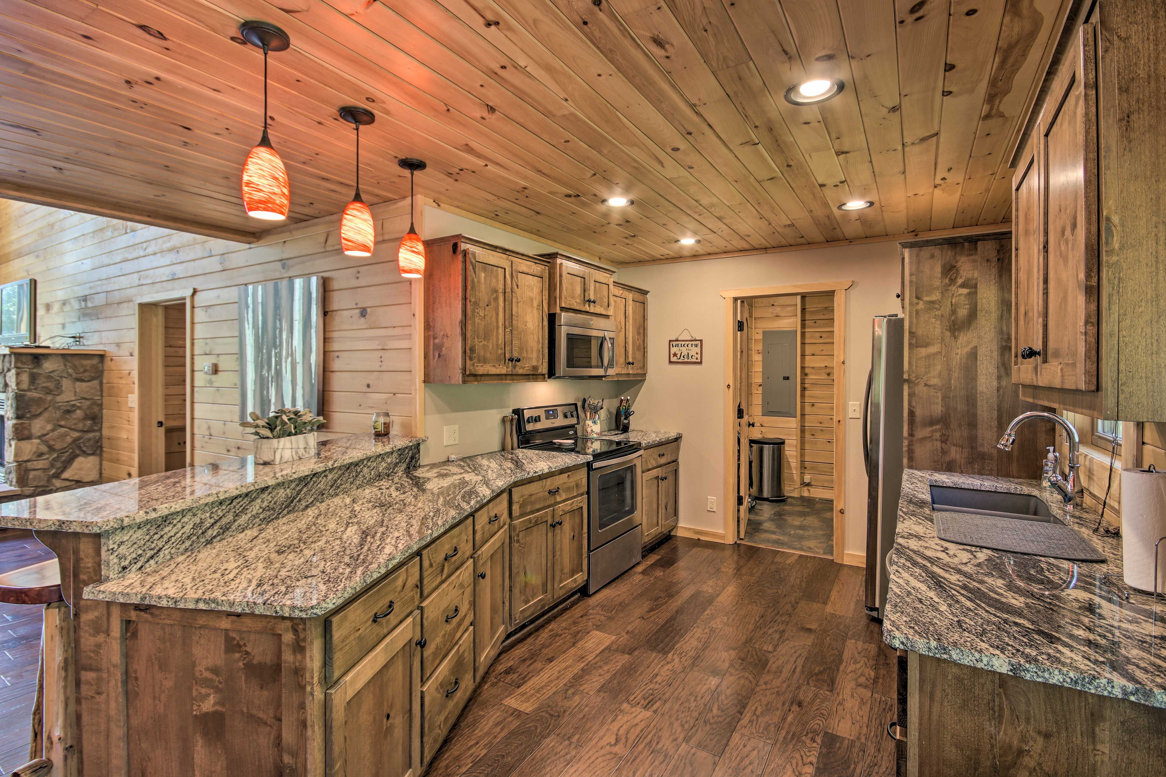 Kitchen | Fully Equipped | 1st Floor
