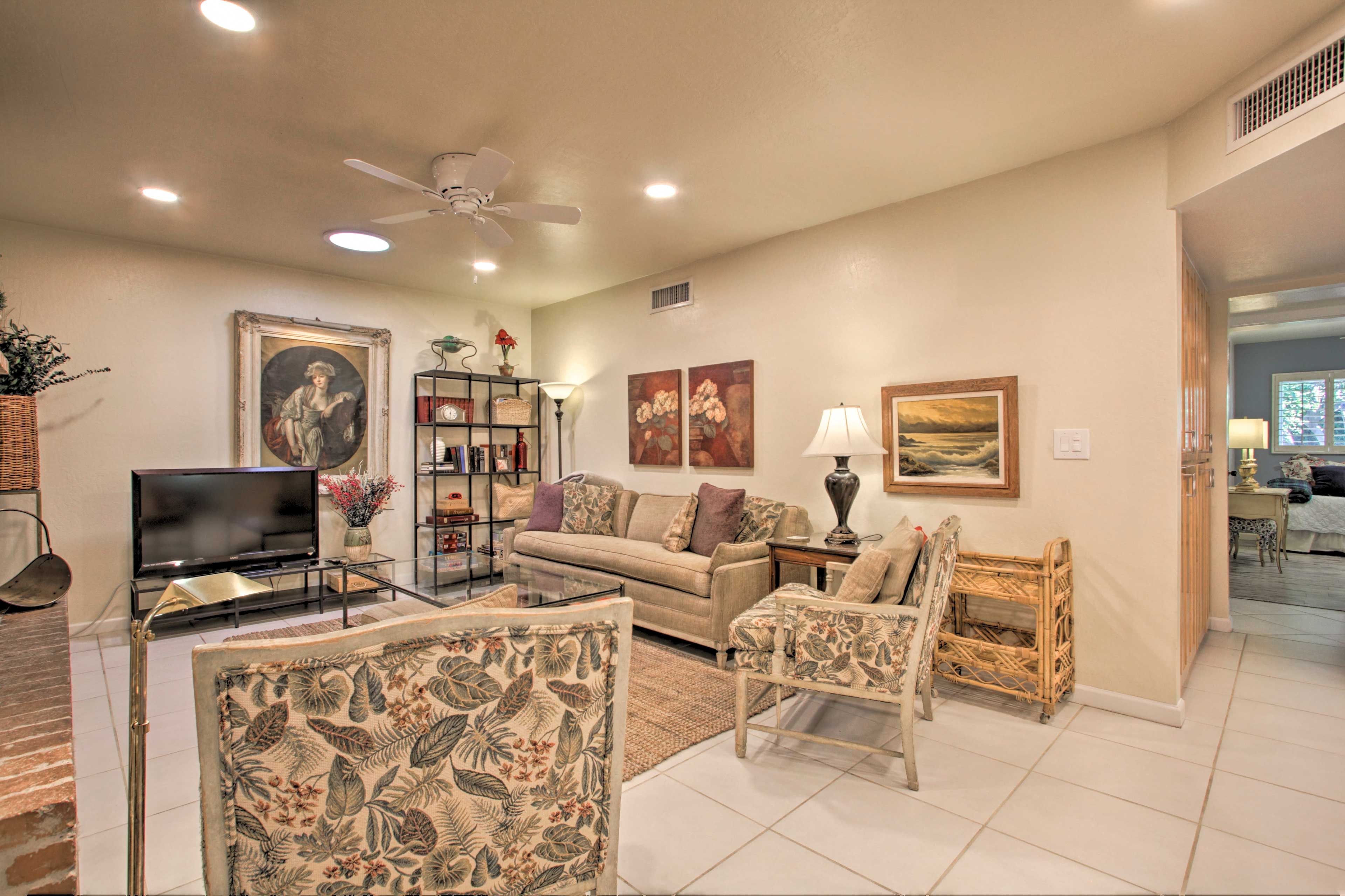 Living Room | Free WiFi